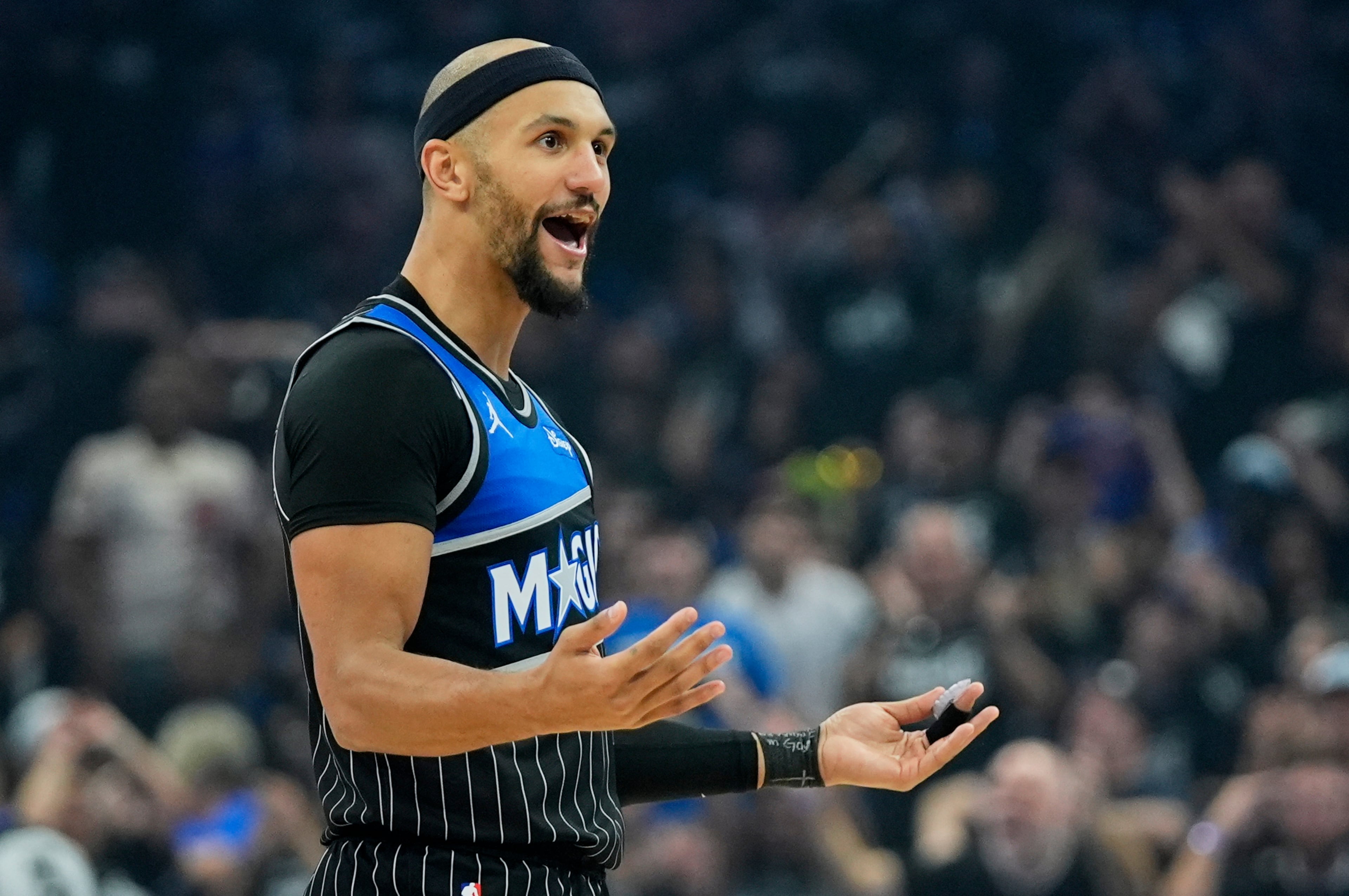 Pistons Magic Basketball