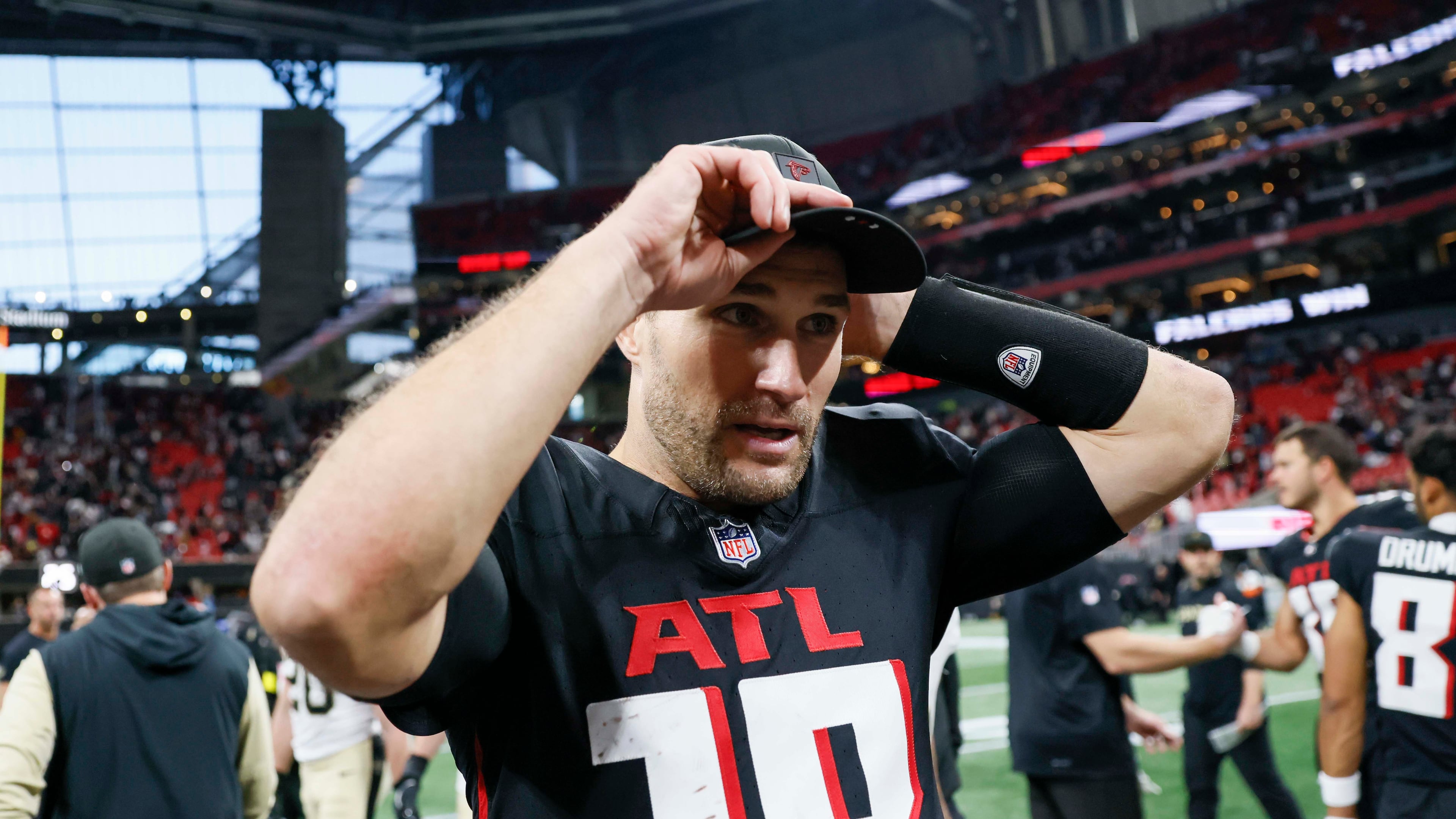 Falcons quarterback Kirk Cousins played in 10 games and was 5-3 as the starter last season. The four-time Pro Bowl selection ends his Falcons tenure with 24 appearances and 22 starts. (Miguel Martinez/AJC)