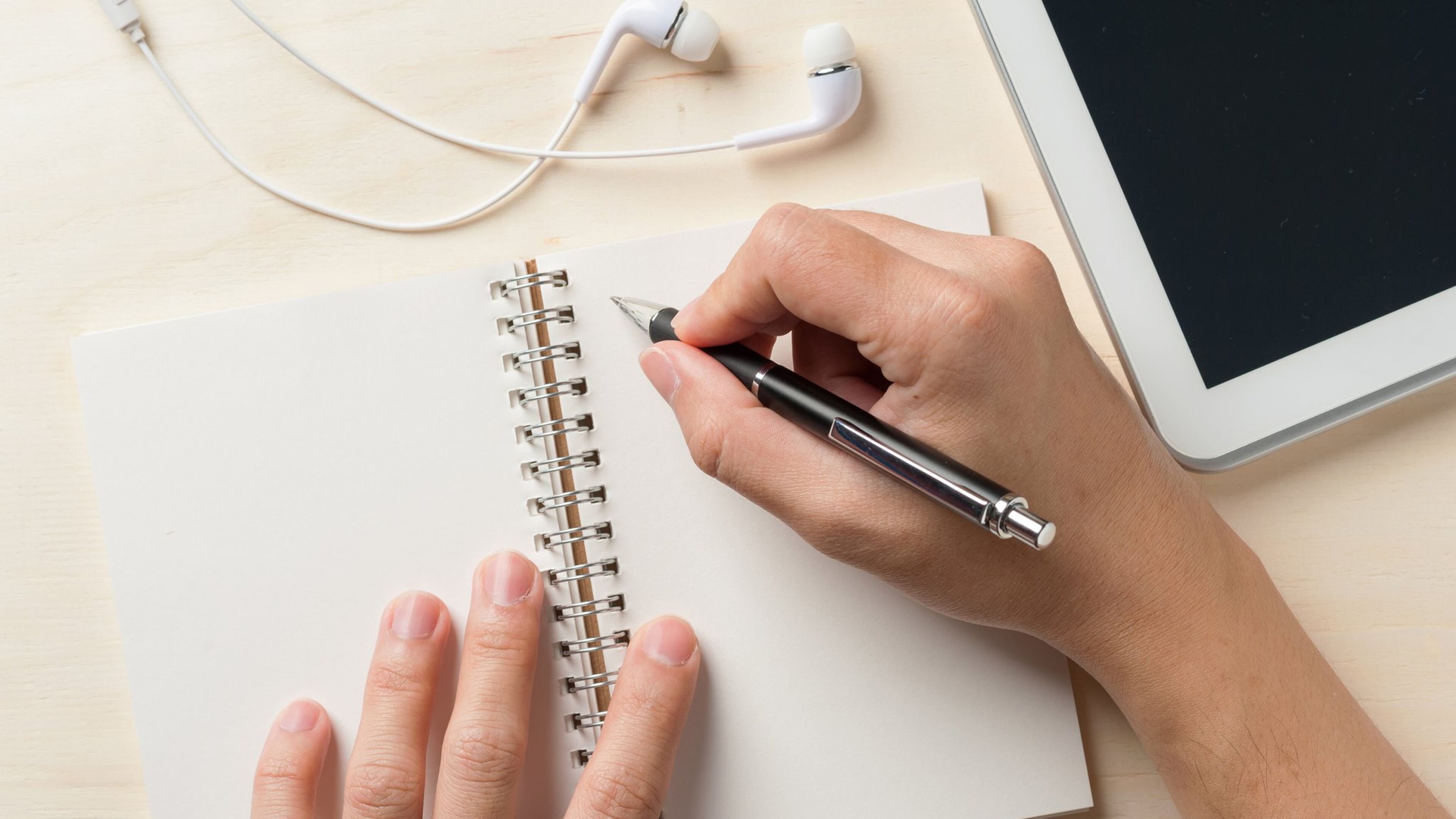 It’s estimated that 90 percent of people are right-handed today. For apes, hand dominance is split about half and half. (Dreamstime/TNS)