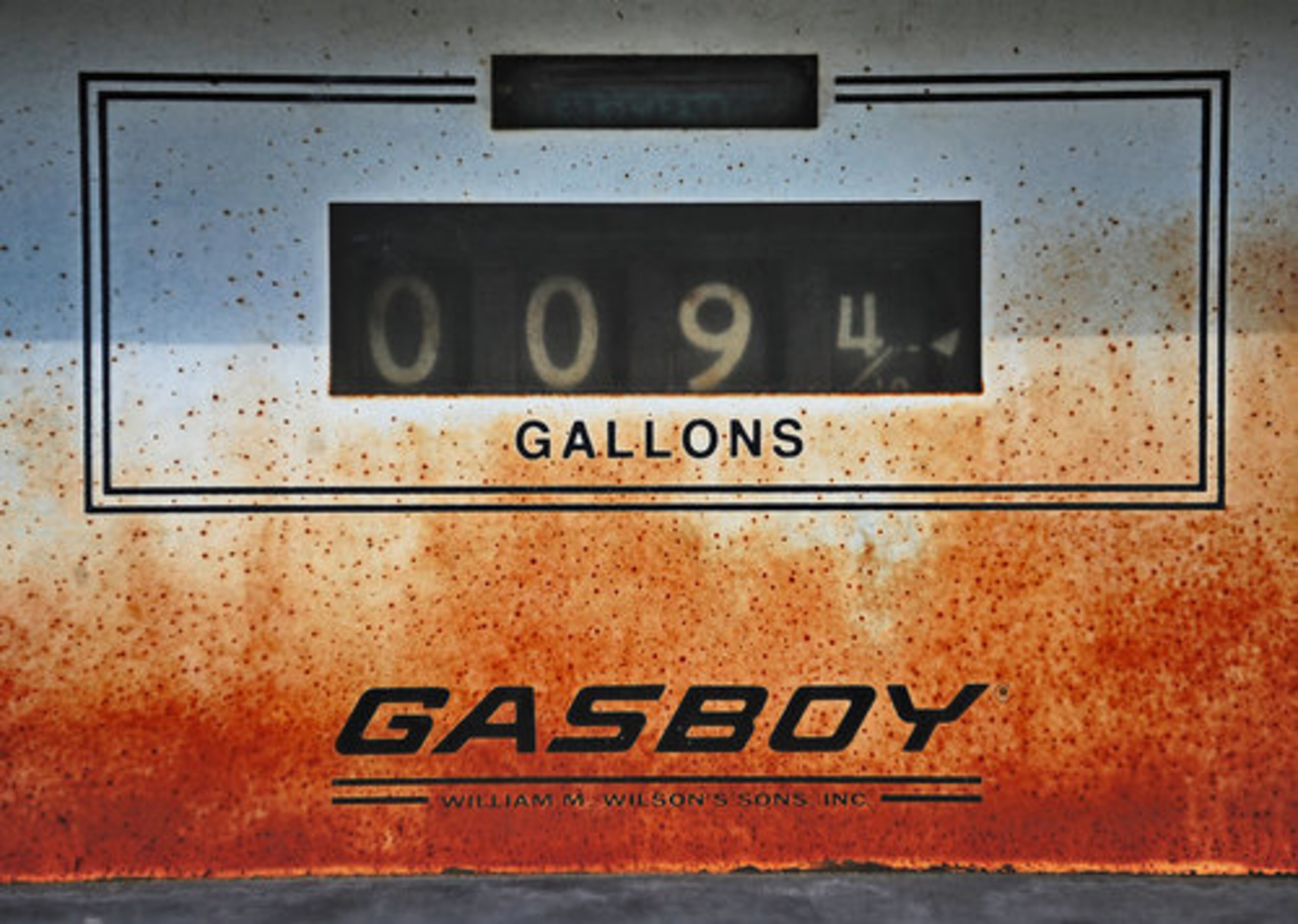 In December 2000, UPS announced for the first time that the Sandy Springs-based package carrier would add "temporary" fuel surcharges to the cost of shipping.