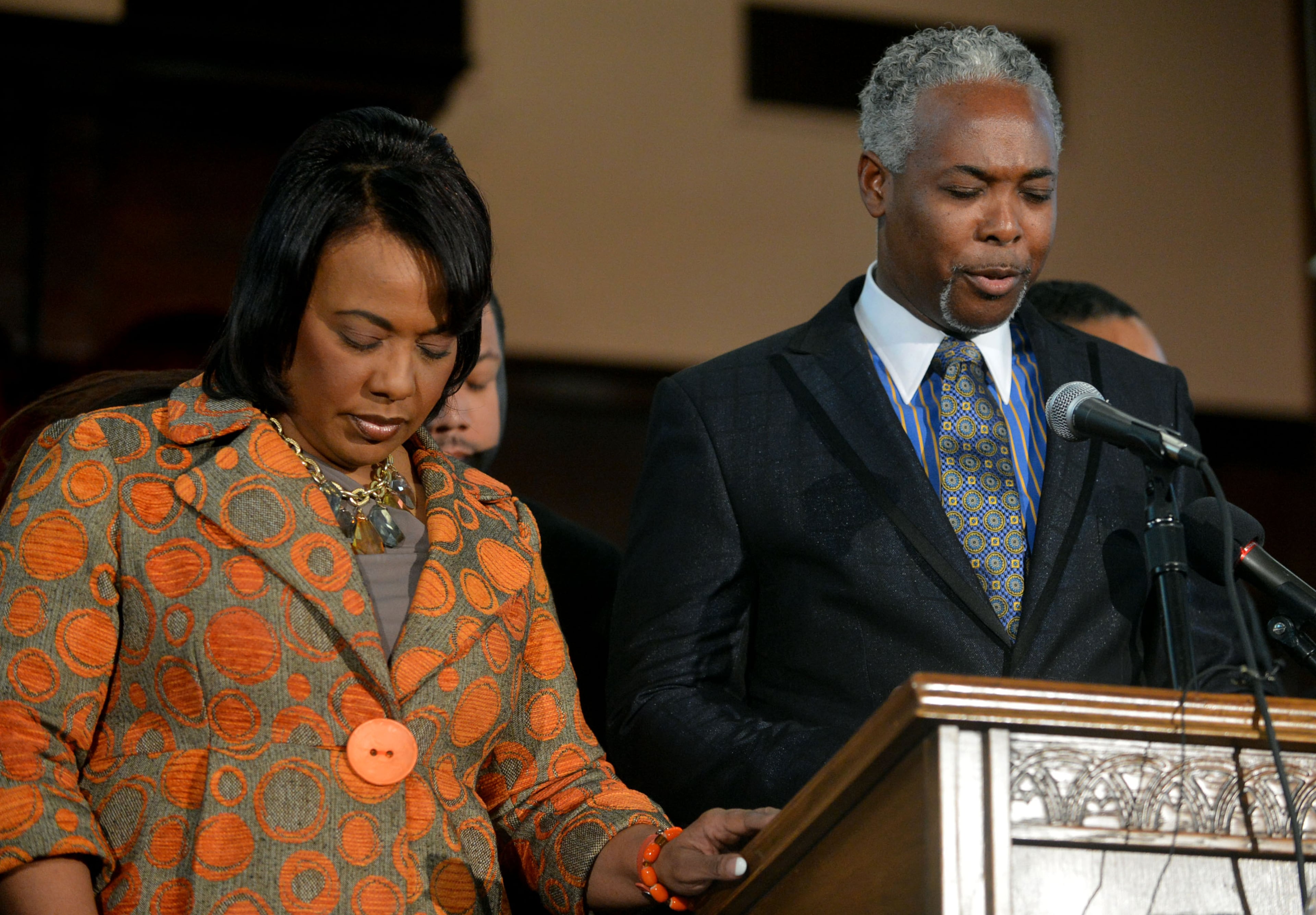 .Bishop Dale Bronner offers a prayer following remarks by Dr. Bernice King, daughter of Rev Martin Luther King Jr, as she addressed the media during a press conference at Historic Ebenezer Baptist Church, Thursday, February 6, 2014. King's emotional comments came at the heels of a lawsuit filed against her by her brothers who are demanding that she turn over their father's 1964 Nobel Peace Prize and personal Bible so that they could sell them. KENT D JOHNSON/KDJOHNSON@AJC.COM