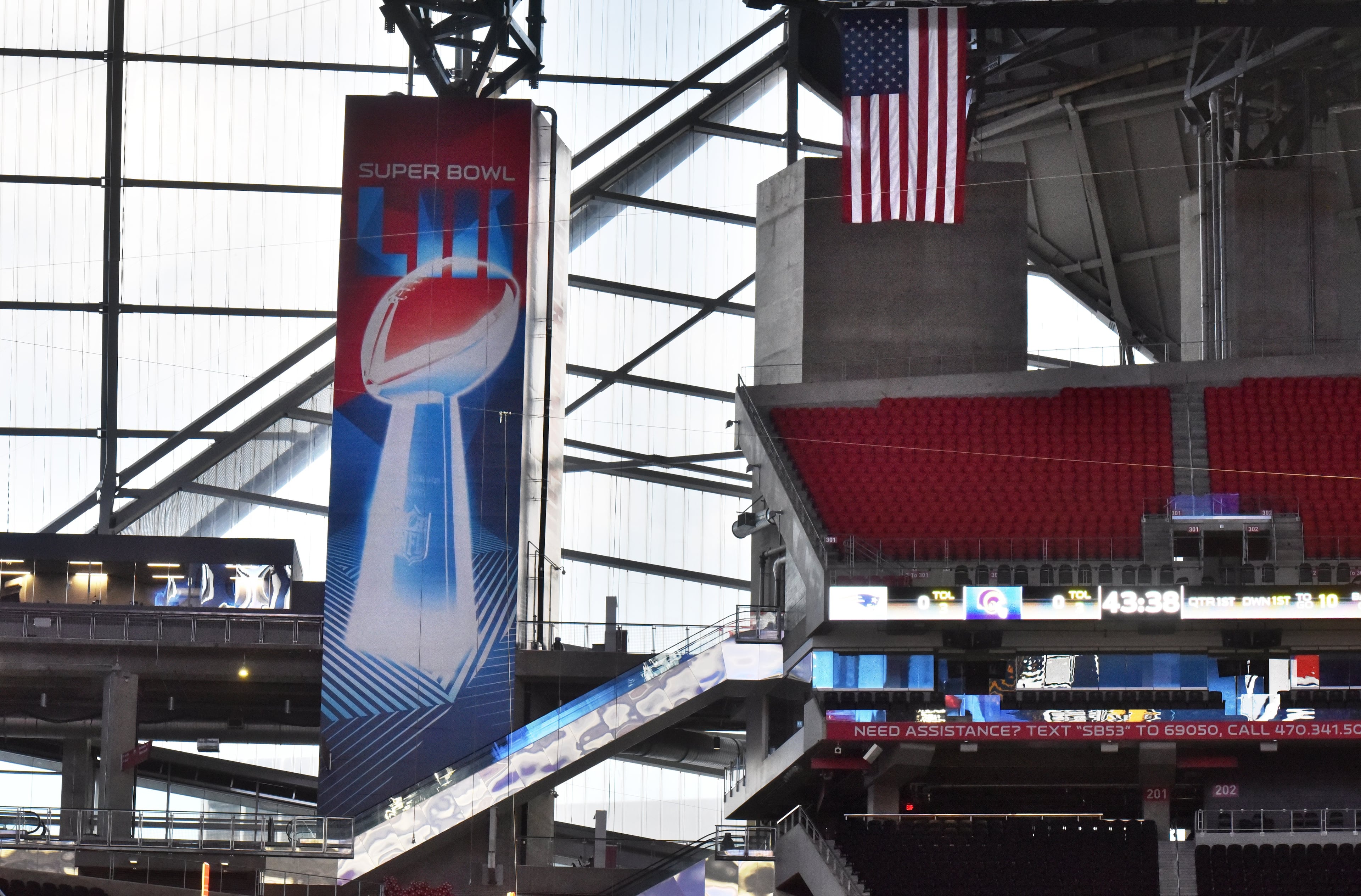 January 29, 2019 Atlanta - Stadium crew works inside Mercedes-Benz Stadium getting it ready for the Super Bowl LIII between New England Patriots and Los Angeles Rams on Tuesday, January 29, 2019. HYOSUB SHIN / HSHIN@AJC.COM