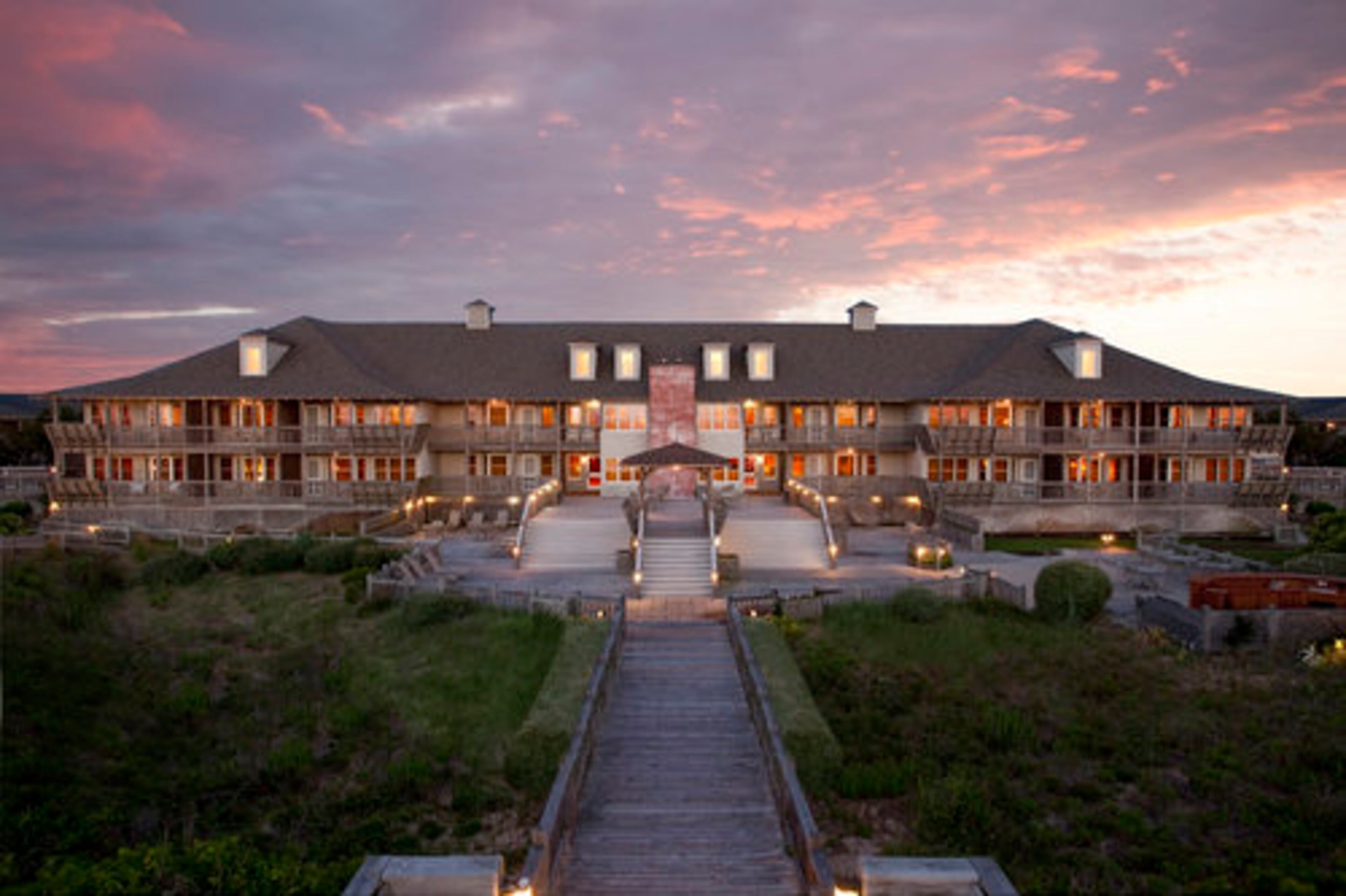 SANDERLING INN, Duck, N.C.: The famous coastal inn is framed around the restored 1899 United States Lifesaving Station and is decorated with nautical artifacts and historic memorabilia. The property consists of three low-slung main buildings, plus freestanding multibedroom homes. The inn won top-50 honors in Conde Nast's 2010 Readers Choice list. Daily holiday events include wine tastings or hot tea and gingerbread or hot chocolate and cookies gatherings.