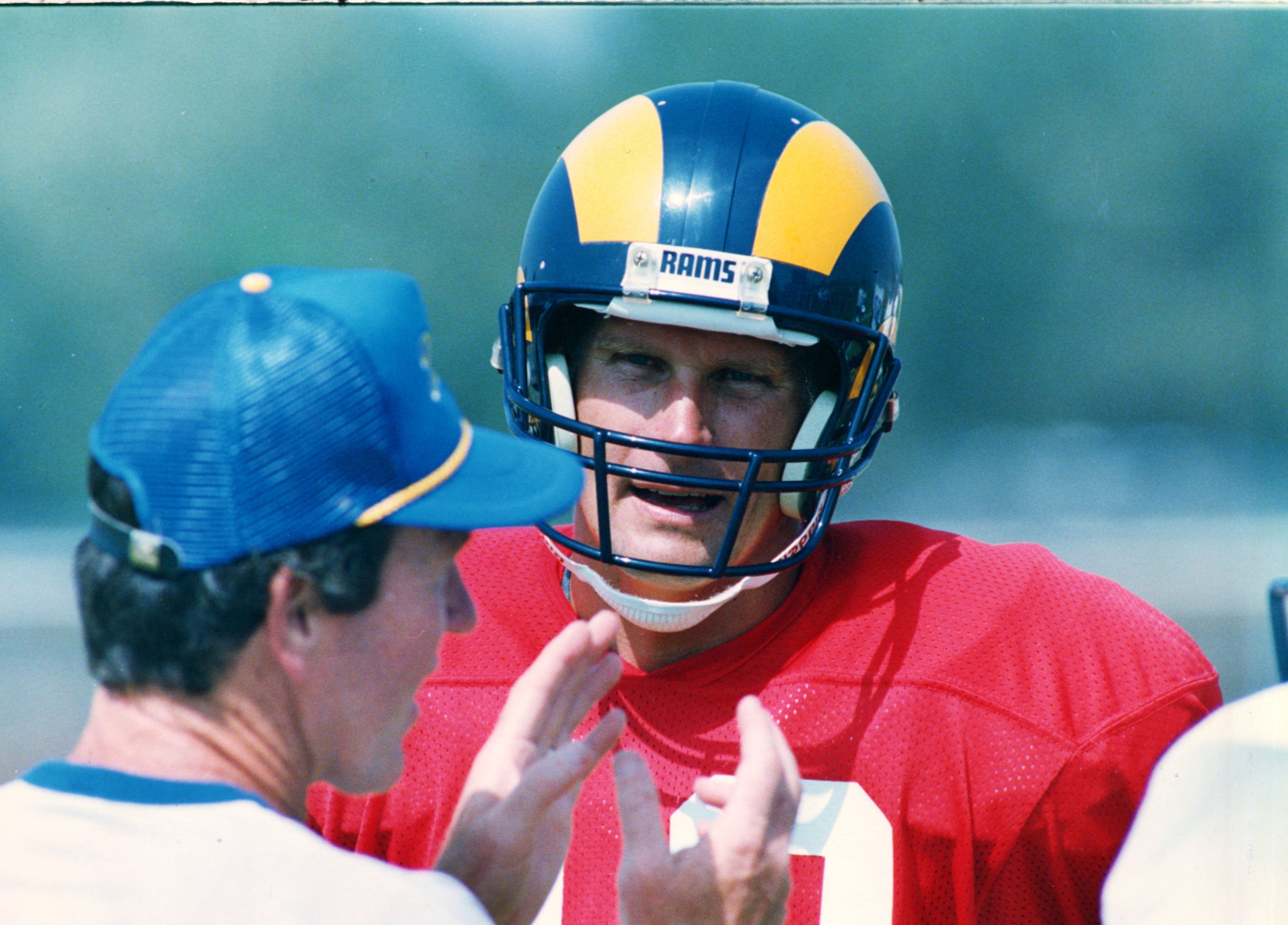 Steve Bartkowski played for the Rams in 1986.