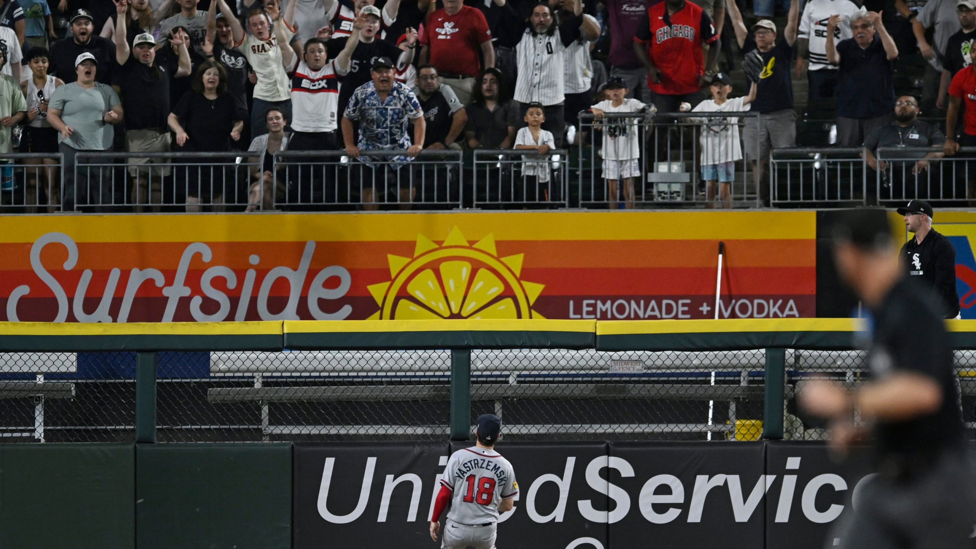 Braves left fielder Mike Yastrzemski watches Braden Montgomery's walk-off home run leave the park in the 10th inning of a loss to the White Sox in Chicago on Tuesday, June 9, 2026. (Paul Beaty/AP)
