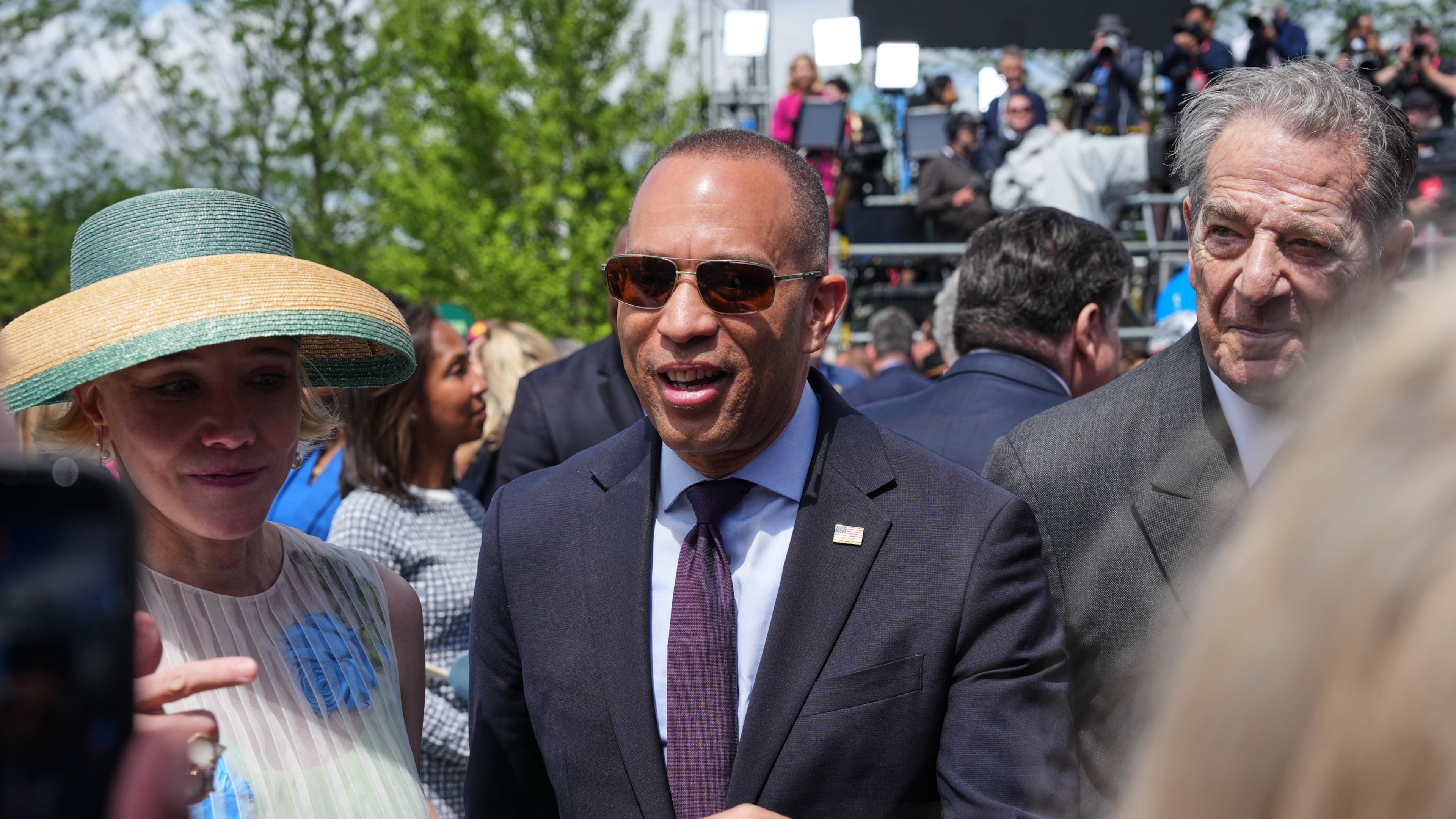 House Minority Leader Hakeem Jeffries, D-N.Y., arrives ahead of the Obama Presidential Center dedication ceremony Thursday, June 18, 2026, in Chicago. (AP Photo/Alex Brandon)