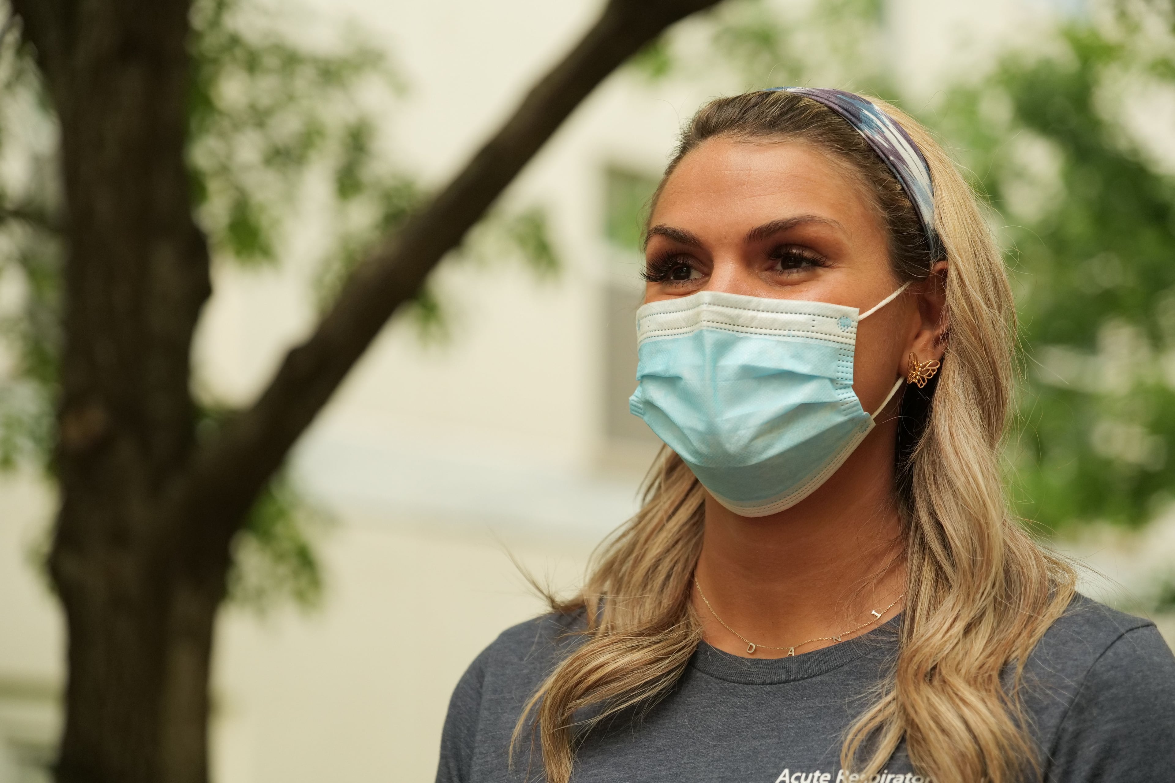 RN Danielle Giaritelli does the little things that make a difference for a patient. She never rushes but spends time to make them feel safe. Courtesy of Crew Atlanta