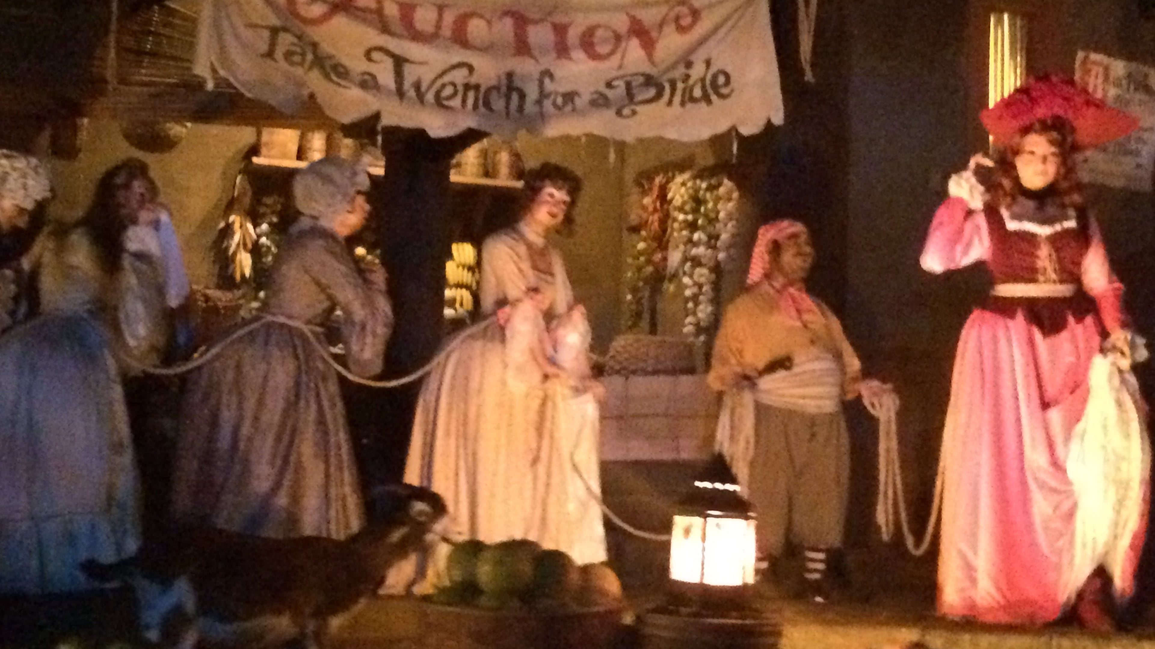 Pirates of the Caribbean's red-head auction scene, in August 2017. (Gabrielle Russon/Orlando Sentinel/TNS)
