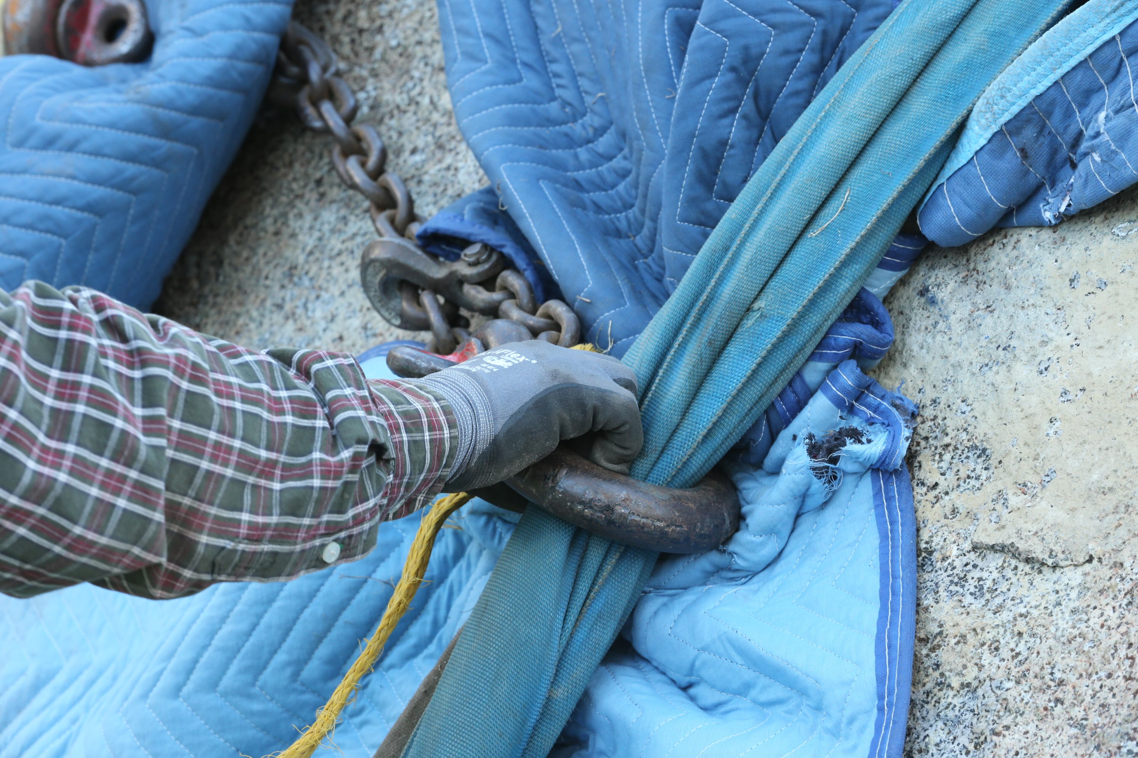 There’s a new piece of art on Peachtree Street, and it weighs 22,500 pounds. Rockspinner, a boulder found in the Nevada mountains 12 years ago, now rests on a spinning base at the intersection of Peachtree and 10th Street. JOHN SPINK/JSPINK@AJC.COM