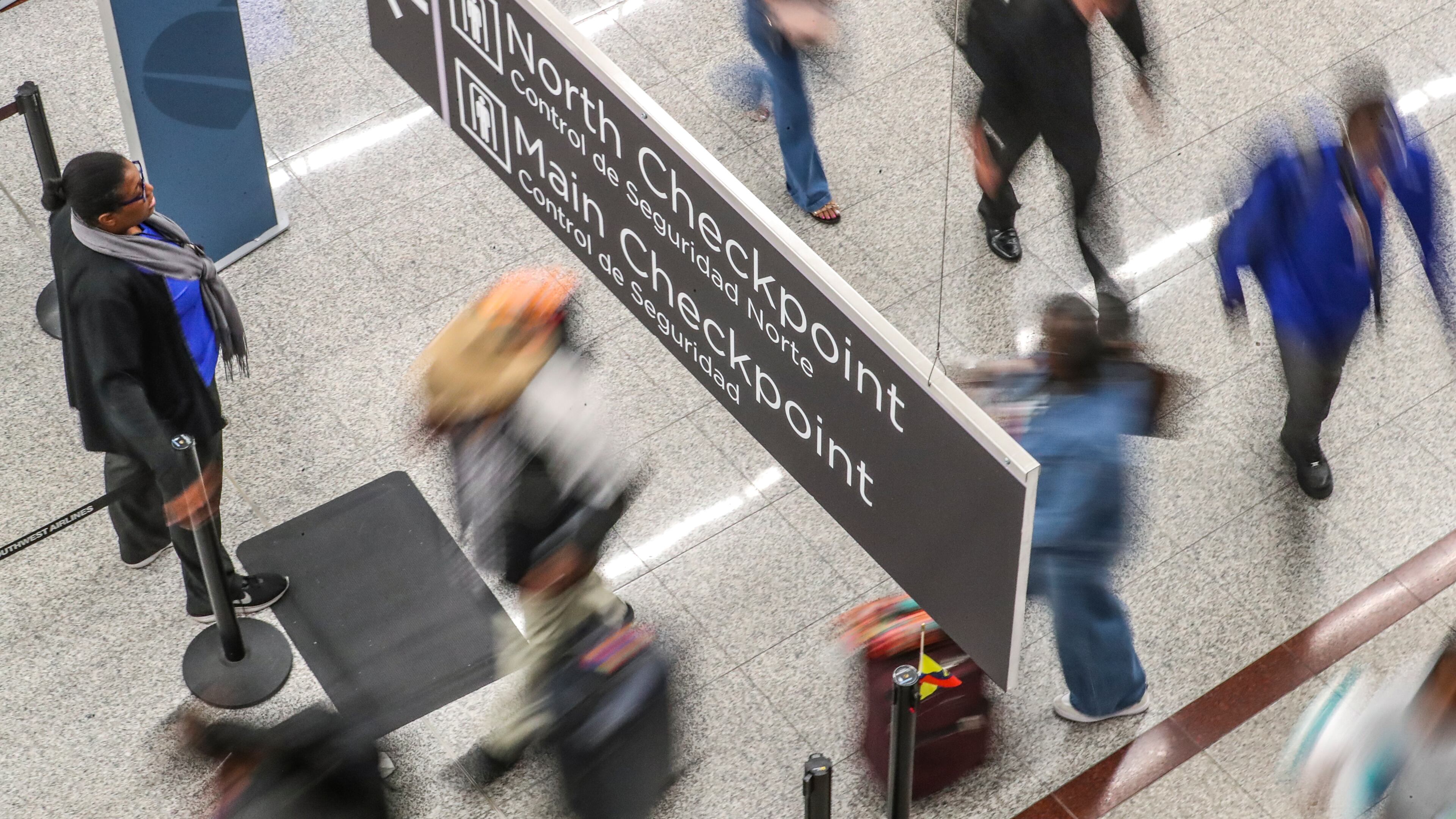 Thanksgiving travel can expose more people to seasonal viruses. More than 3.6 million travelers are expected to move through Hartsfield-Jackson International Airport between Friday and Nov. 28, an 11-day period which airport leaders anticipate will rank among the busiest travel rushes this year. (John Spink / John.Spink@ajc.com)