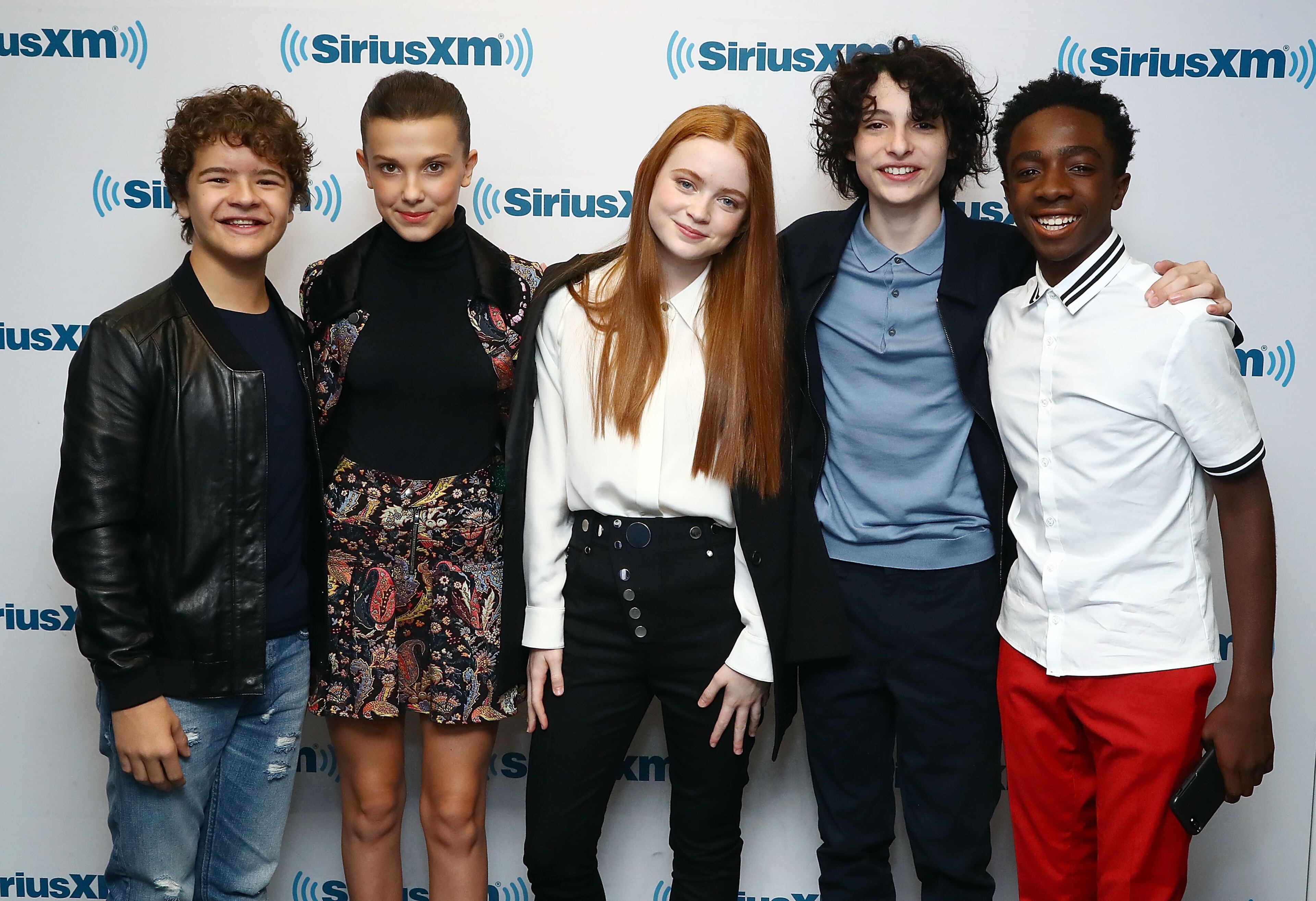 NEW YORK, NY - NOVEMBER 01: (L-R) Actors Gaten Matarazzo, Millie Bobby Brown, Sadie Sink, Finn Wolfhard and Caleb McLaughlin attend SiriusXM's 'Town Hall' cast of Stranger Things on SiriusXM's Entertainment Weekly Radio on November 1, 2017 in New York City. (Photo by Astrid Stawiarz/Getty Images for SiriusXM)