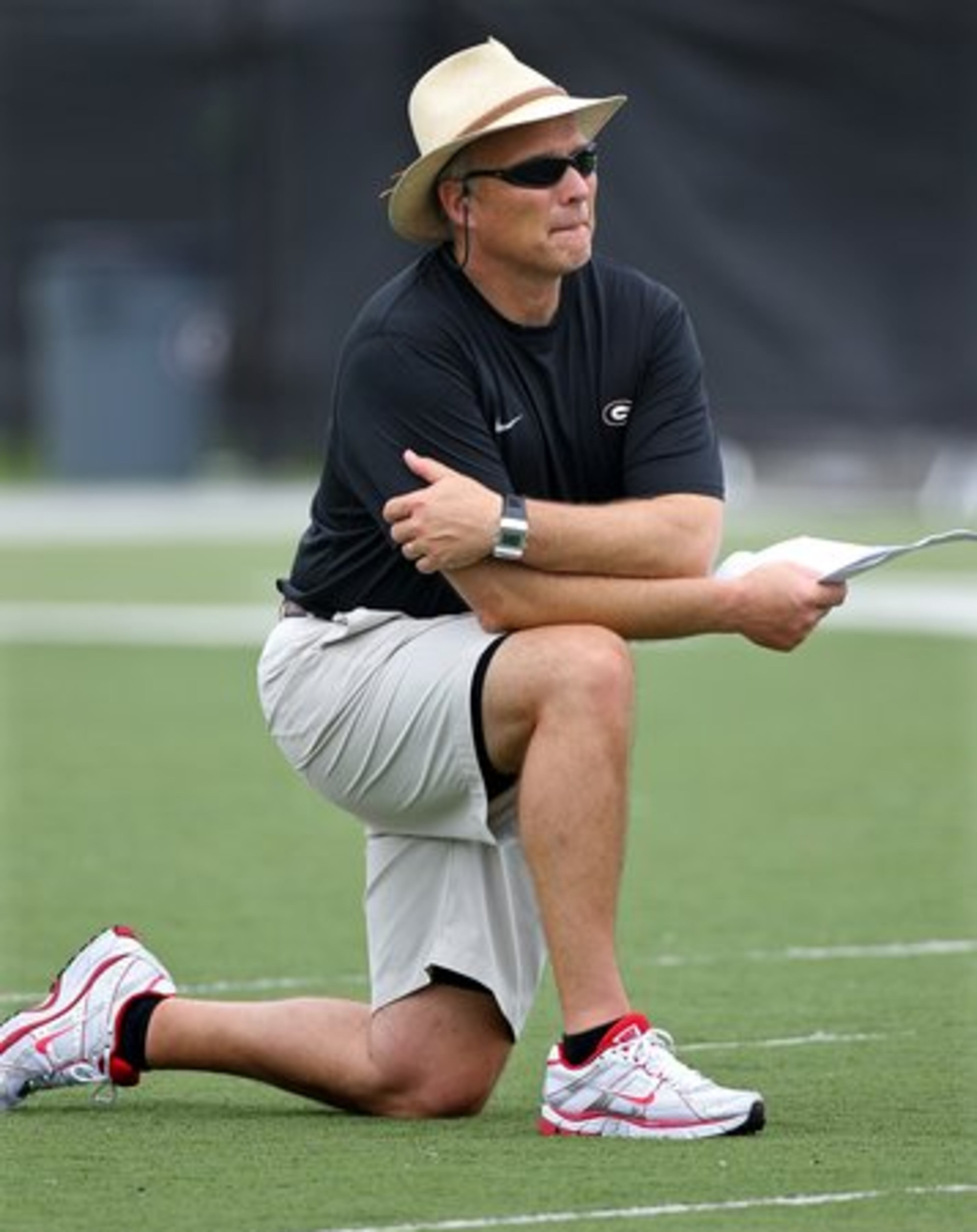 Can Mark Richt and the Bulldogs bounce back from last year's five-loss season to finish without any losses this season?
