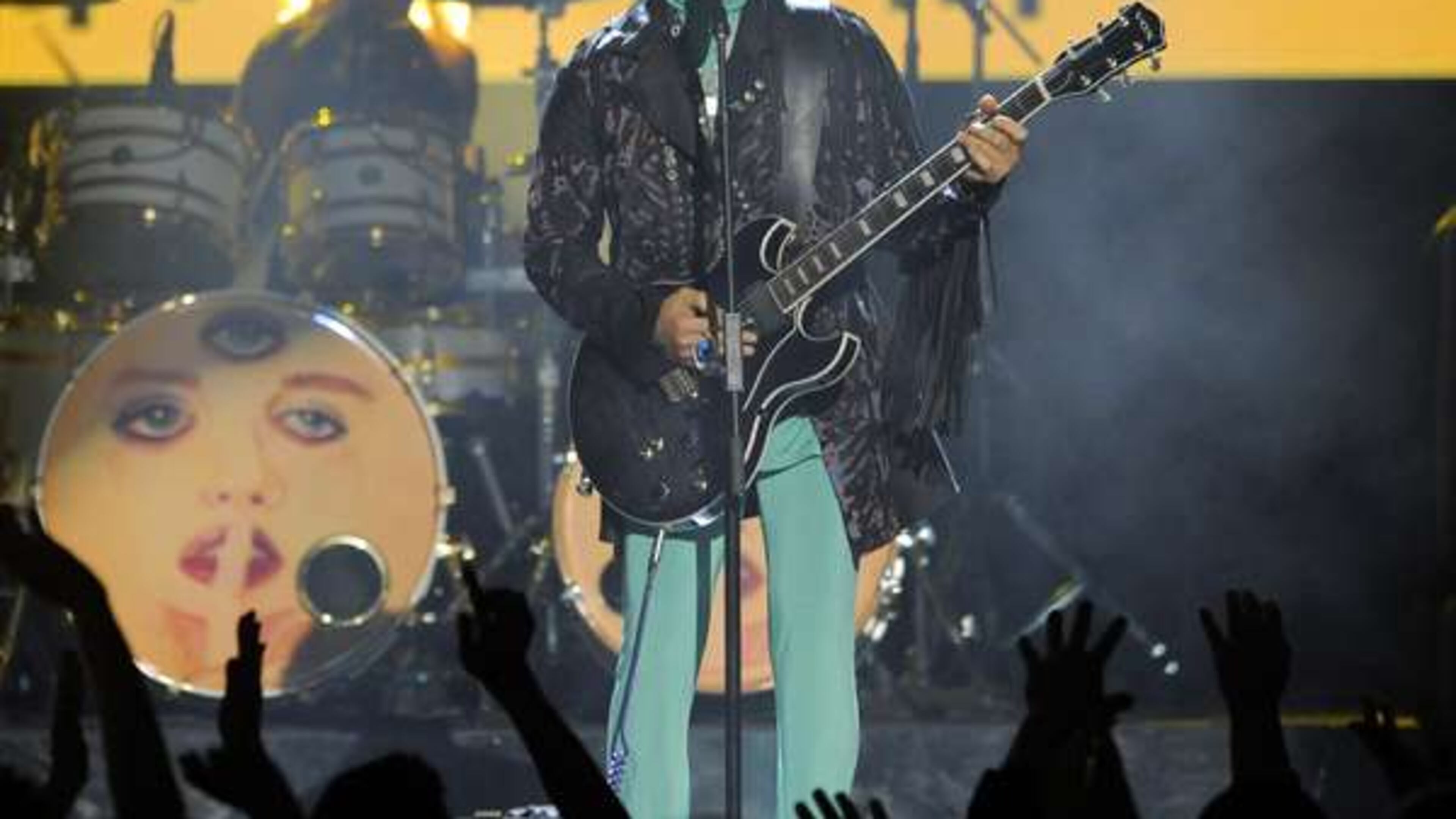 Music legend Prince died of a fentanyl overdose, according to autopsy results.