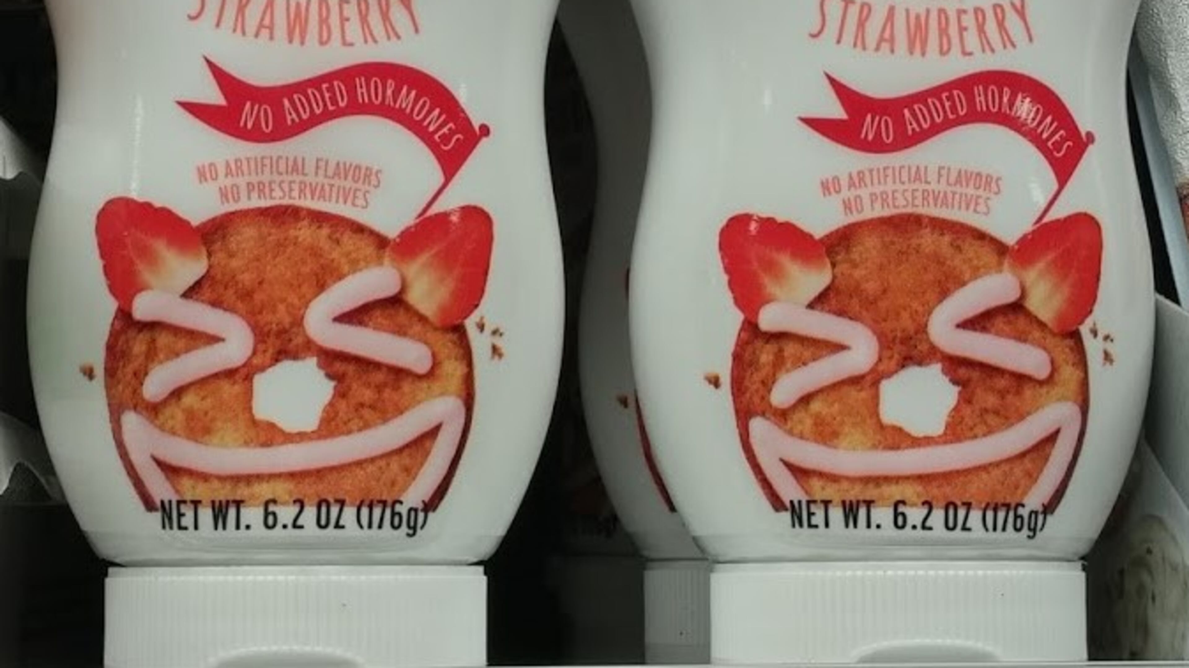 Arla strawberry-flavored cream cheese comes in a handy squeeze bottle.