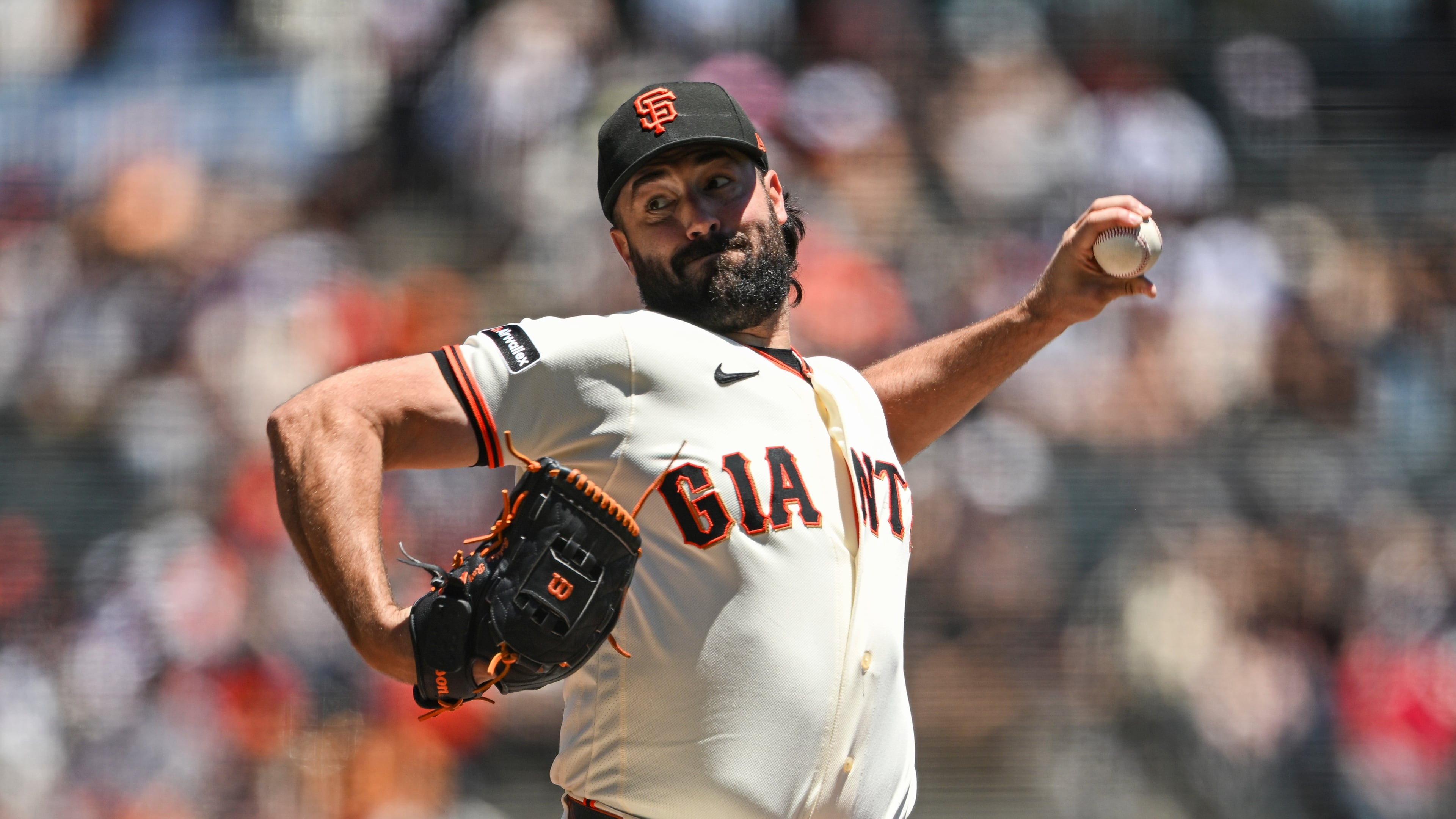 San Francisco Giants pitcher Robbie Ray throws to a Atlanta Braves batter during the first inning of a baseball game, Sunday, June 28, 2026, in San Francisco (AP Photo/Justine Willard)