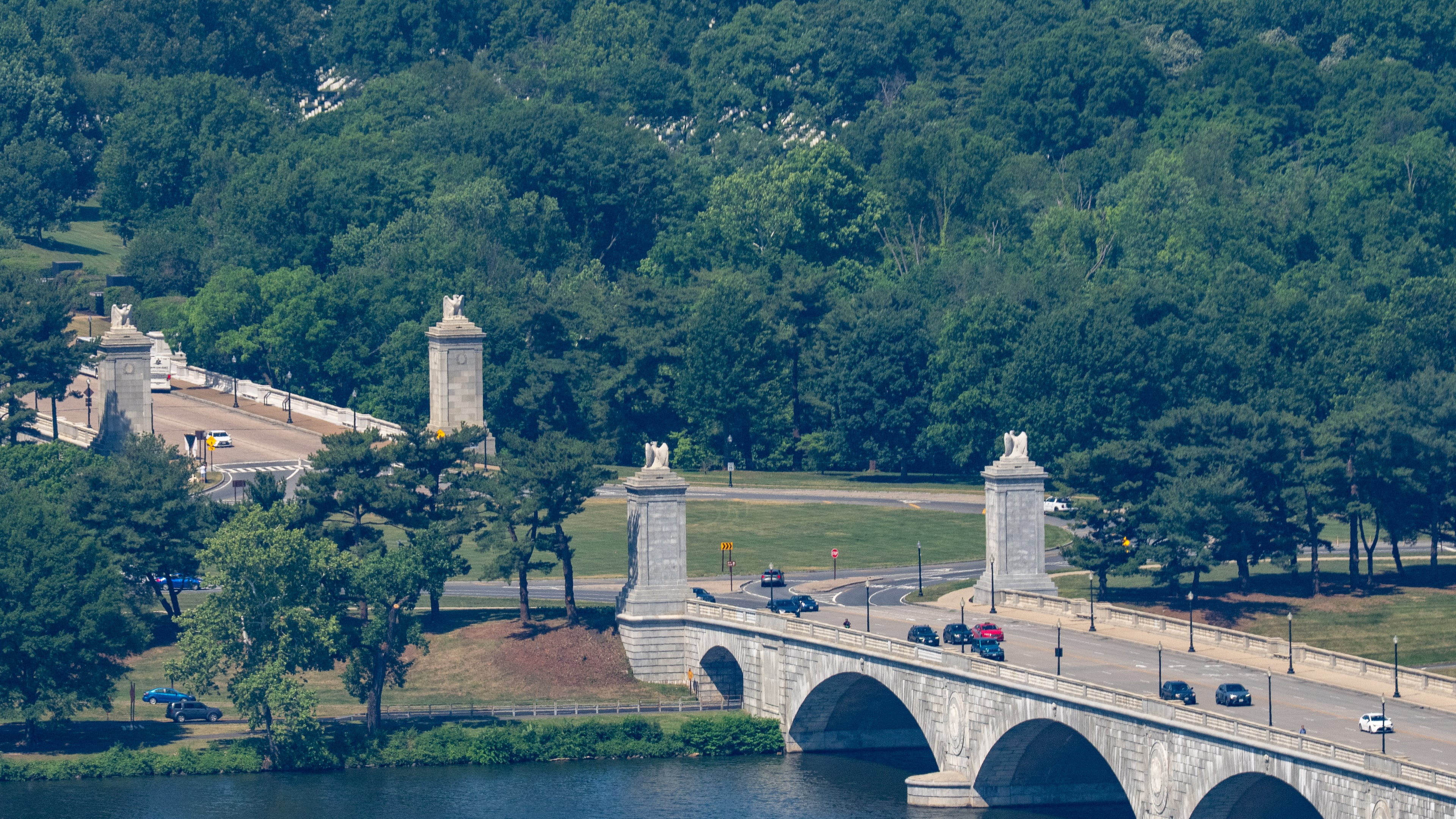 The Memorial Circle, where President Donald Trump has proposed building an arch to commemorate the United States' 250th anniversary is seen, Tuesday, May 19, 2026, in Washington. (AP Photo/Alex Brandon)