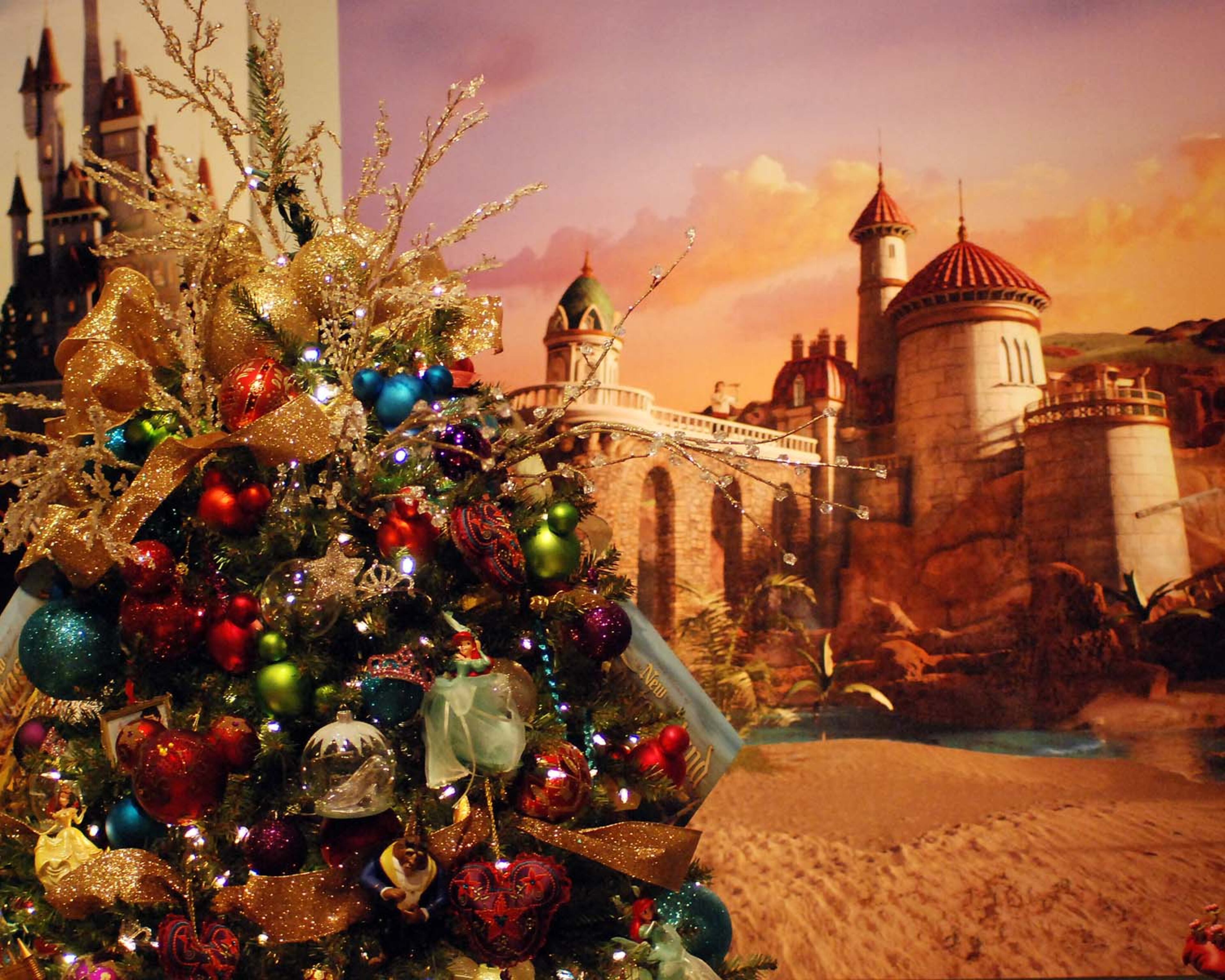 For this year's theme, Once Upon A Time...A Fairy Tale Festival, designers incorporated the whimsy and tradition of everyone's favorite fairy tales, along with the latest design trends, as they trim their trees into amazing holiday creations.