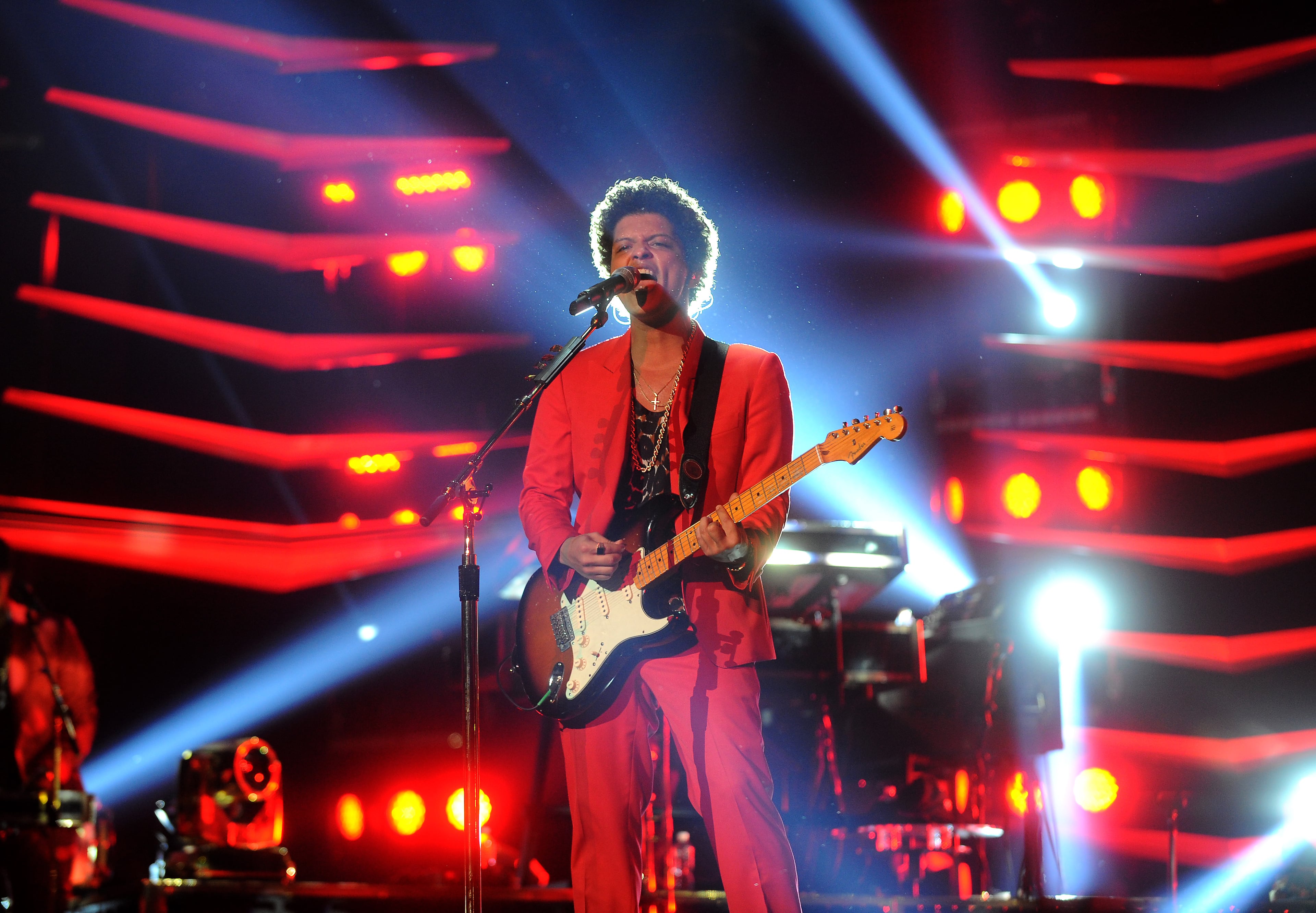 NEWARK, NJ - JULY 1: Grammy Award winner, Platinum record producer and artist Bruno Mars performs at Prudential Center on July 1, 2013 in Newark, New Jersey. (Photo by Brad Barket/Getty Images for Atlantic Records)