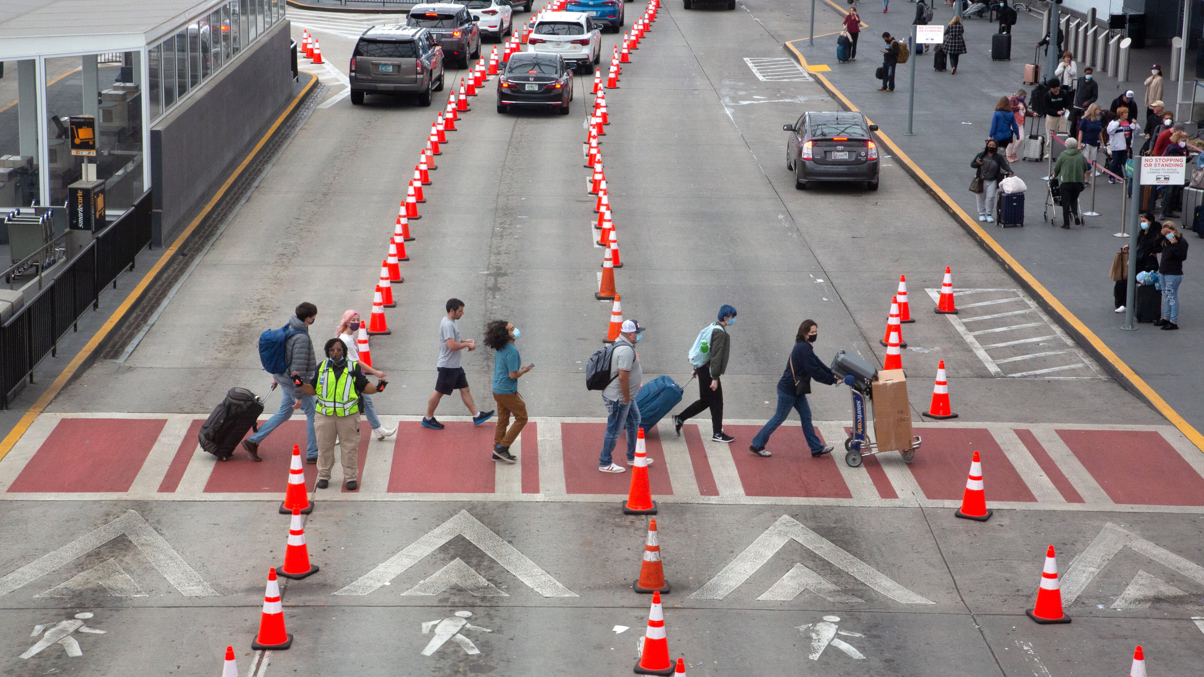 Traffic outside Hartsfield-Jackson International Airport's South Terminal.
