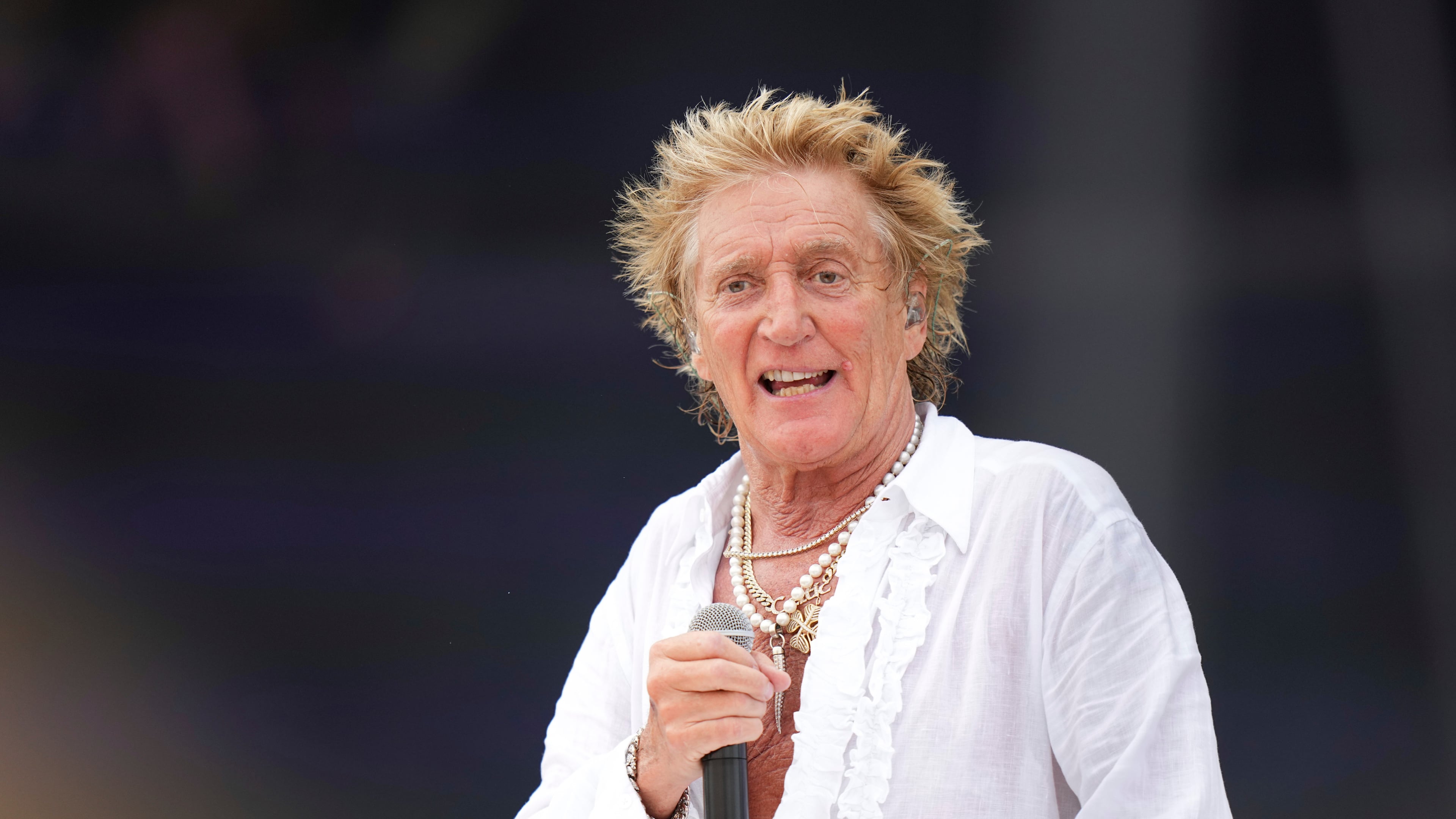 FILE - Rod Stewart performs during the Glastonbury Festival in Worthy Farm, Somerset, England, Sunday, June 29, 2025. (Scott A Garfitt/Invision/AP, File)