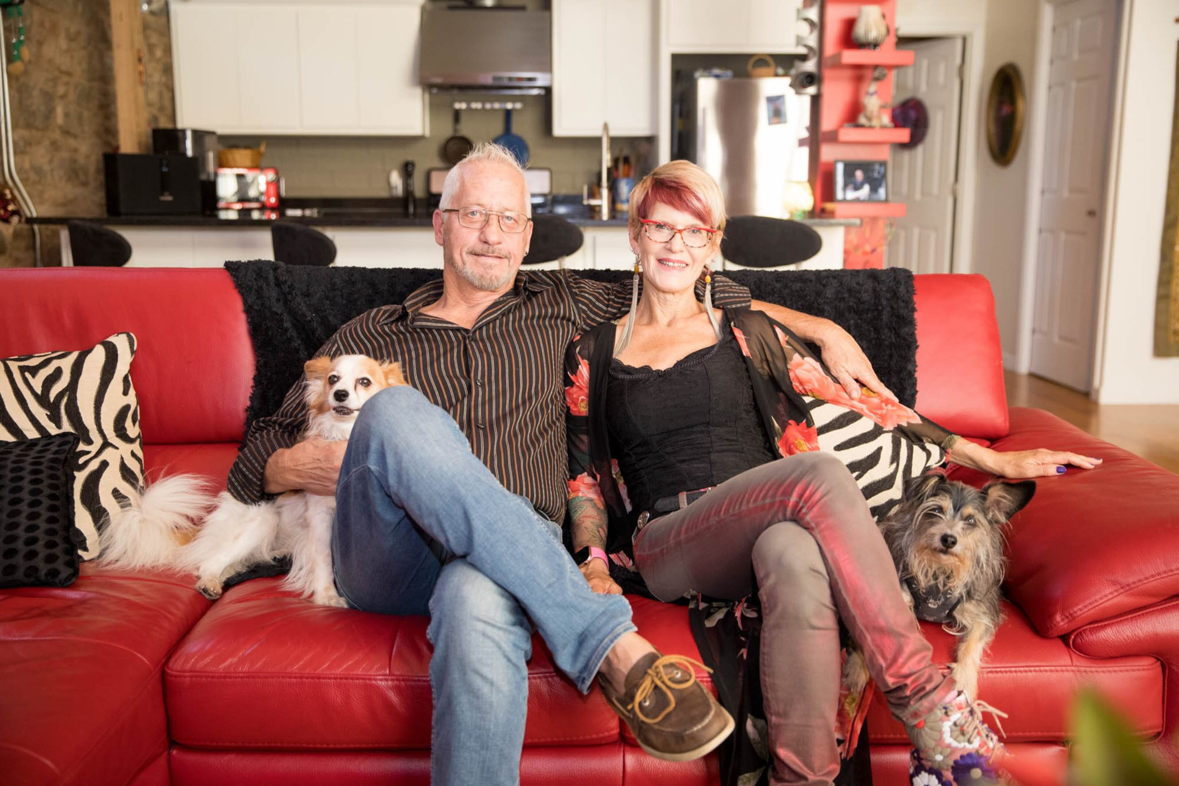 Diana and Kevin Sheldon moved to their home in Castleberry Hill in 2017, and they live there with their two dogs, Latte and Odd, and their two cats, Blaze and Shadow. Kevin is an attorney, and Diana is the owner of Diana Ries Designs Inc. Text by Shannon Dominy. Photo by Reynolds Rogers.