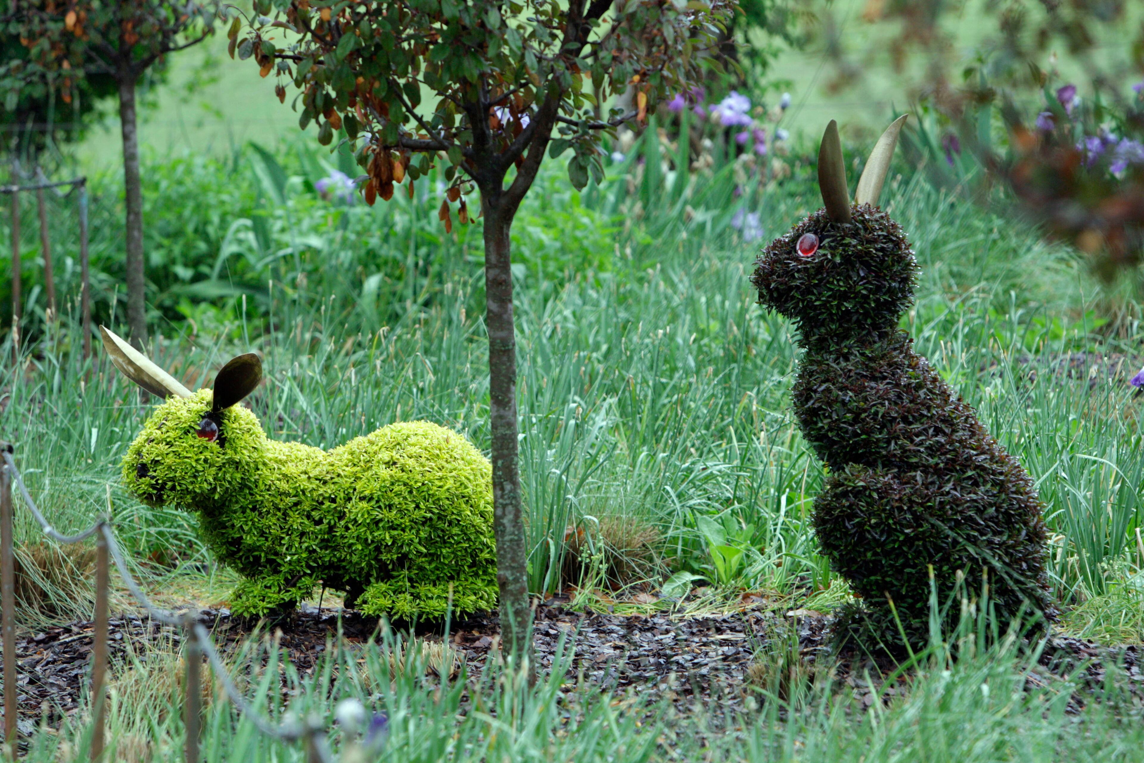 The Atlanta Botanical Garden exhibit "Imaginary Worlds," which opens May 4, includes a group of enchanting rabbits. The Atlanta Botanical Garden exhibit "Imaginary Worlds" opens May 4, featuring 19 monumental sculptures, each created from thousands of groomed annuals growing within an invisible metal armature. It's all the handiwork of International Mosaiculture of Montreal.