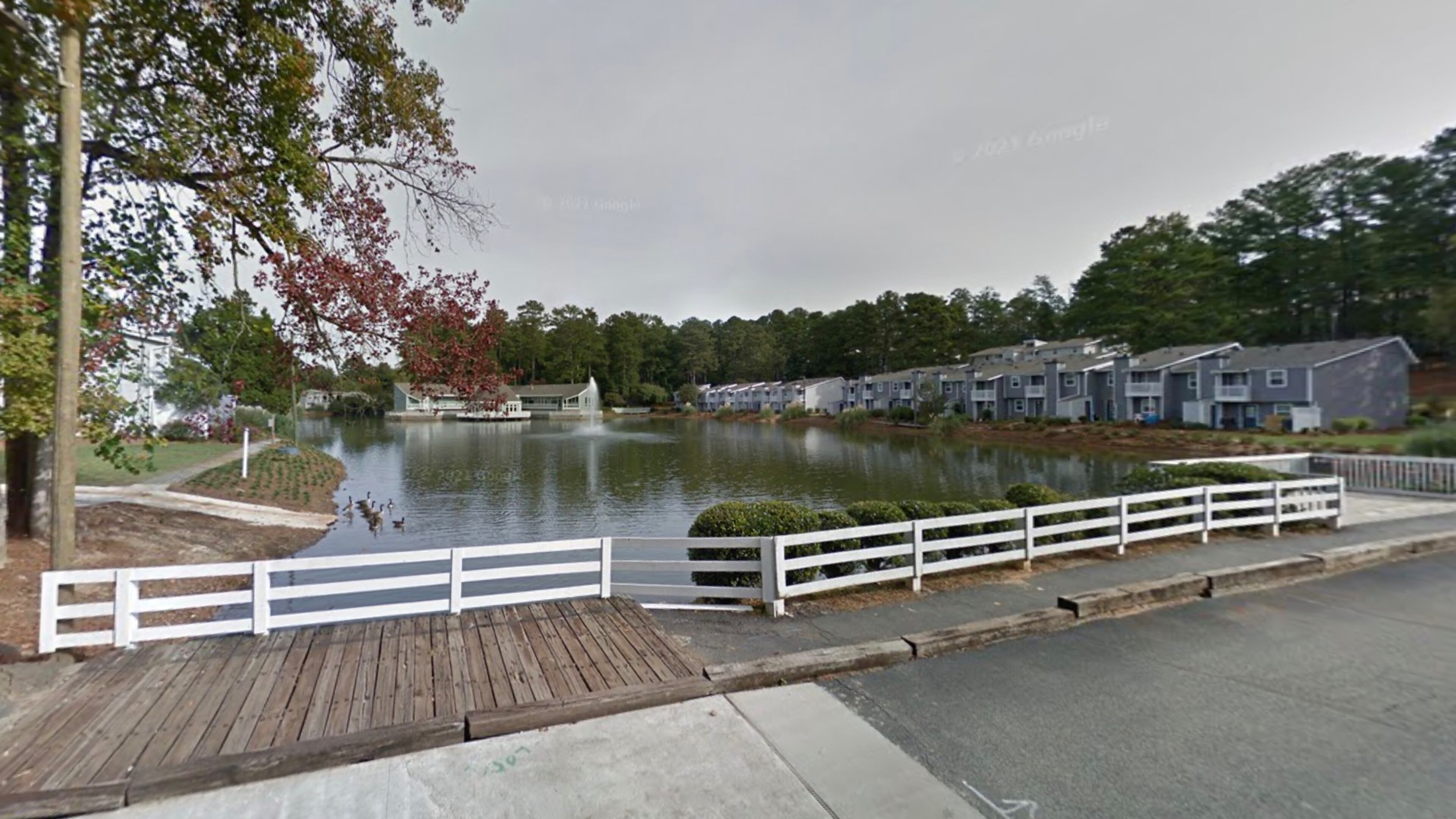 The Environmental Protection Division Watershed Protection Branch is offering concerned citizens an opportunity to comment on plans for the Roswell Riverwalk Medical Center near Ga. 400, Raintree Drive and Market Boulevard. GOOGLE MAPS