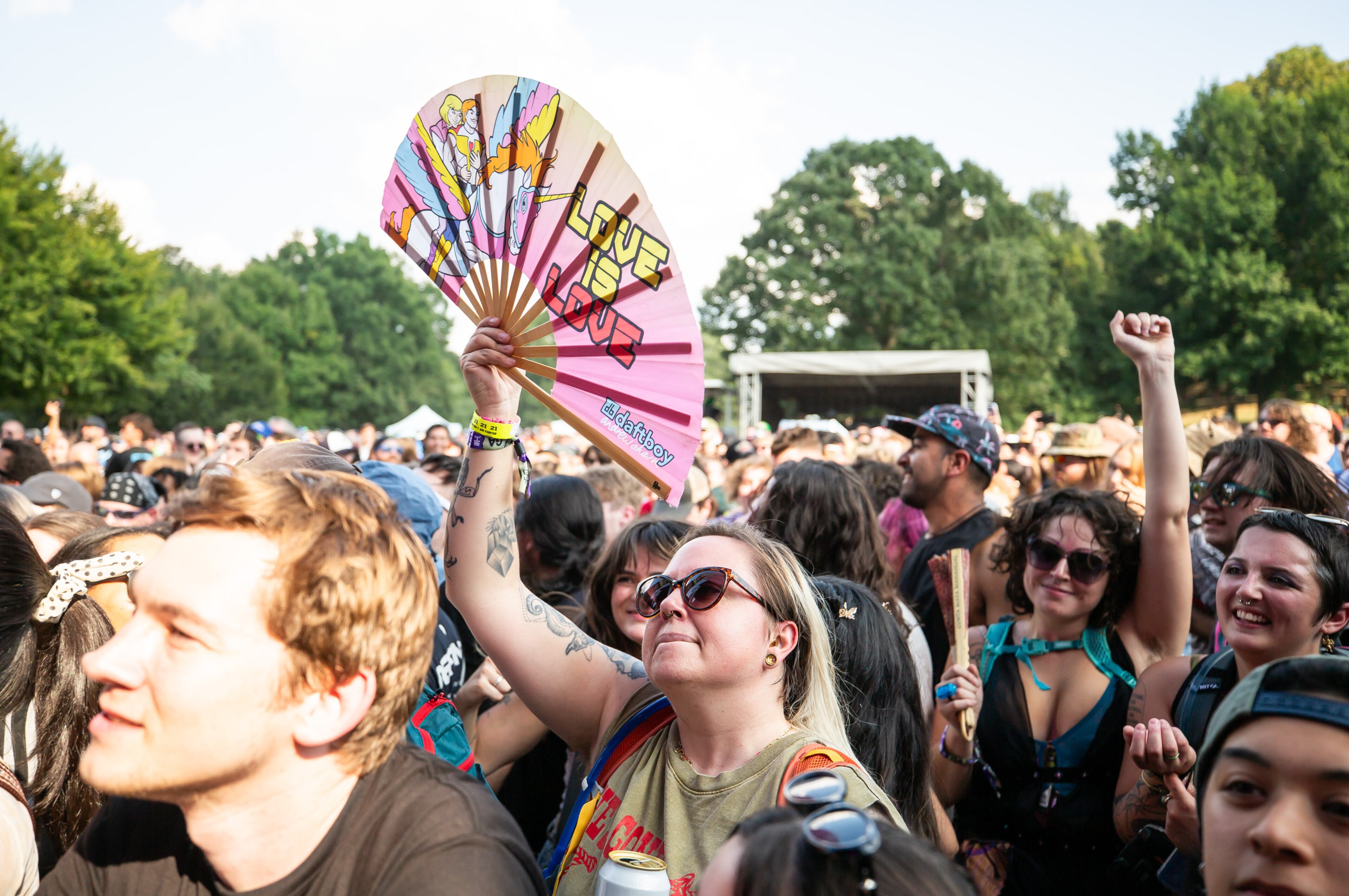 Crowds pack into Piedmont Park for the first day of Shaky Knees on Friday, Sept. 19, 2025, in Atlanta. (Ryan Fleisher for the AJC)