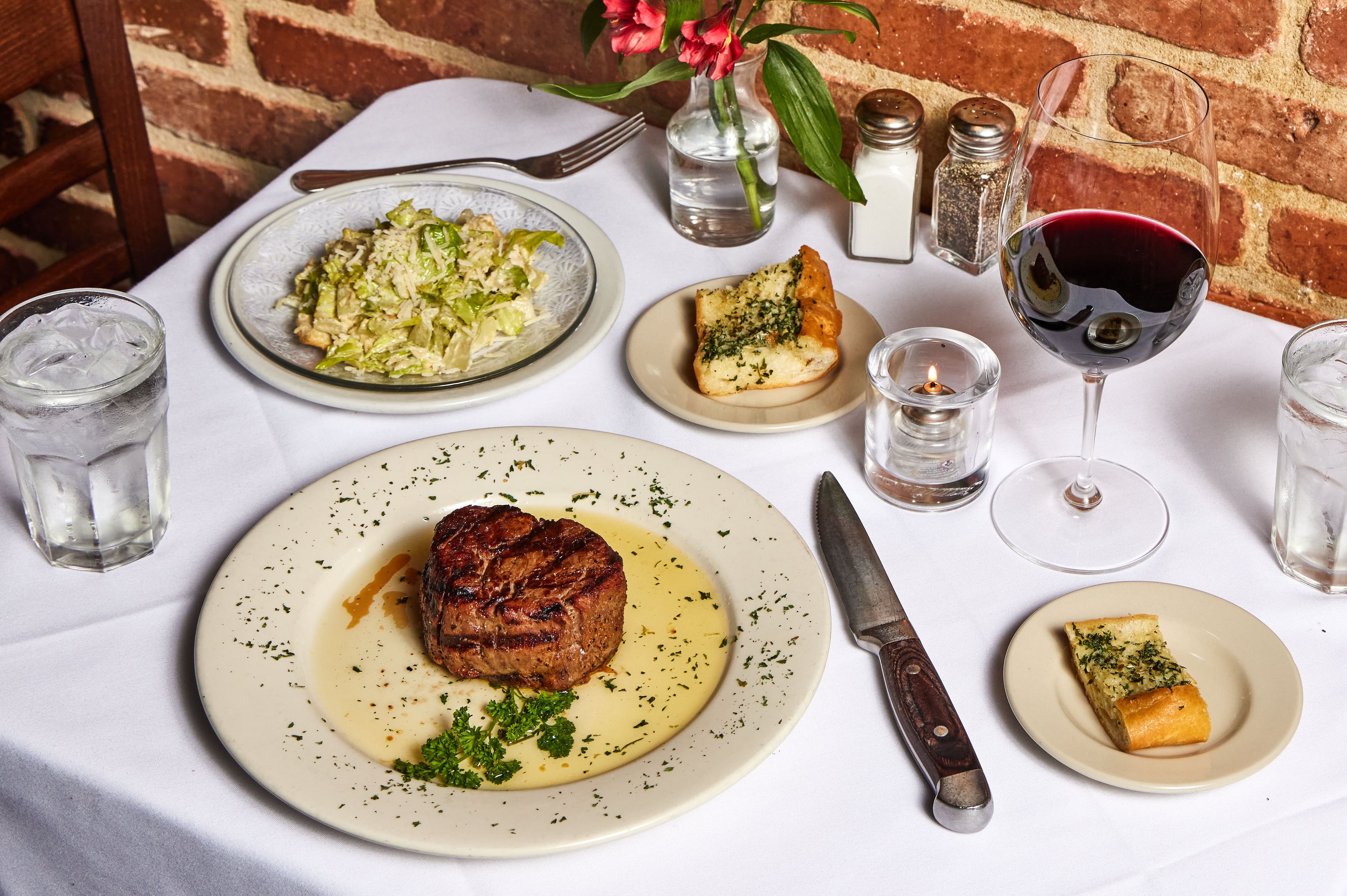 Hal's the Steakhouse