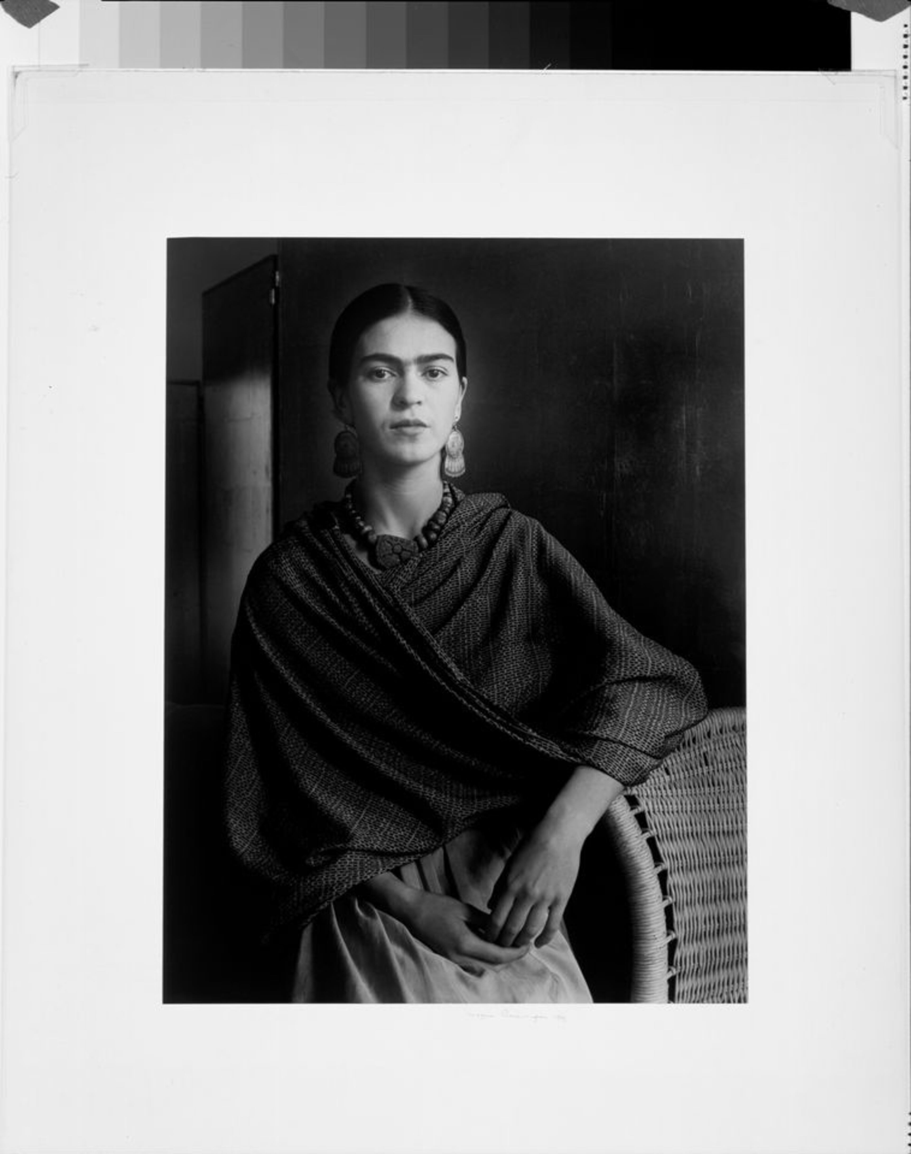 Imogen Cunningham took this gelatin silver print of Frida Kahlo Rivera in 1937.