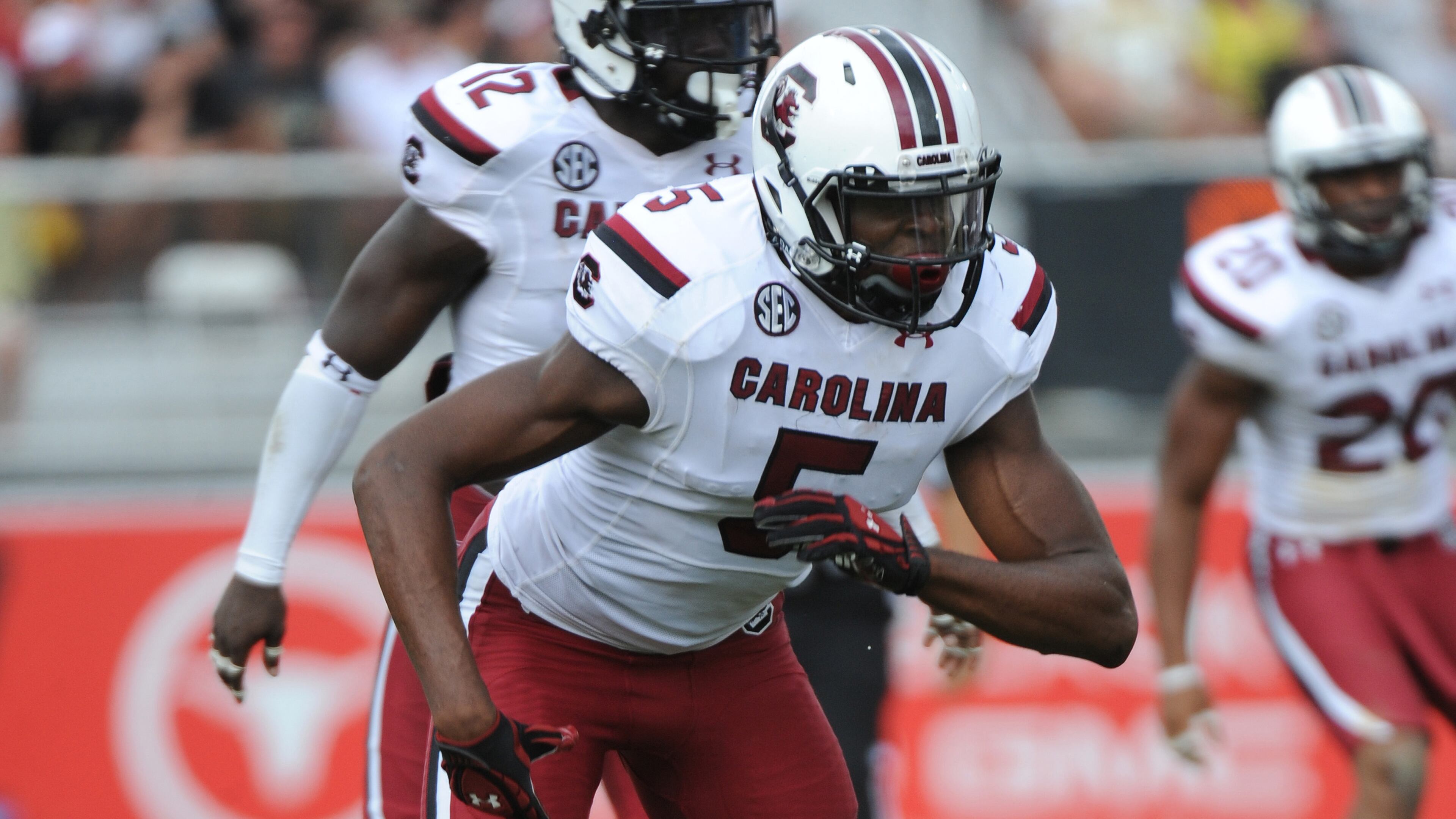 University of South Carolina Gamecoaks defensive end Darius English (5) during game against University of Central Florida Knights played at Bright House Networks Stadium on Saturday, September 28, 2013 in Orlando, FL. South Carolina defeated UCF 28-25. (AP Photo/Tomasso DeRosa)