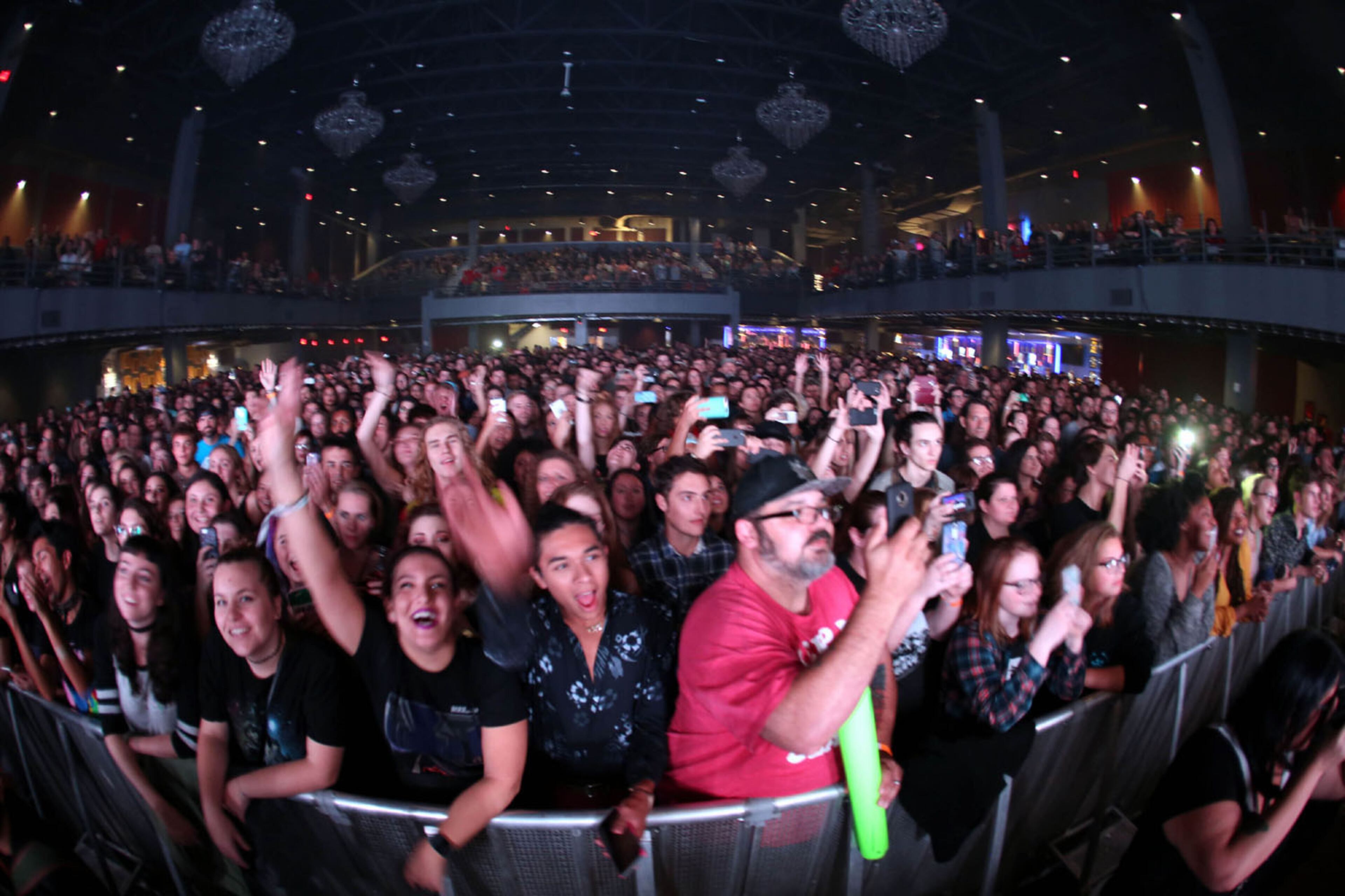 Alt-J entertains a sold out Coca Cola Roxy Theatre crowd on Wednesday, November 8, 2017, with Marian Hill opening.Robb Cohen Photography & Video /RobbsPhotos.com