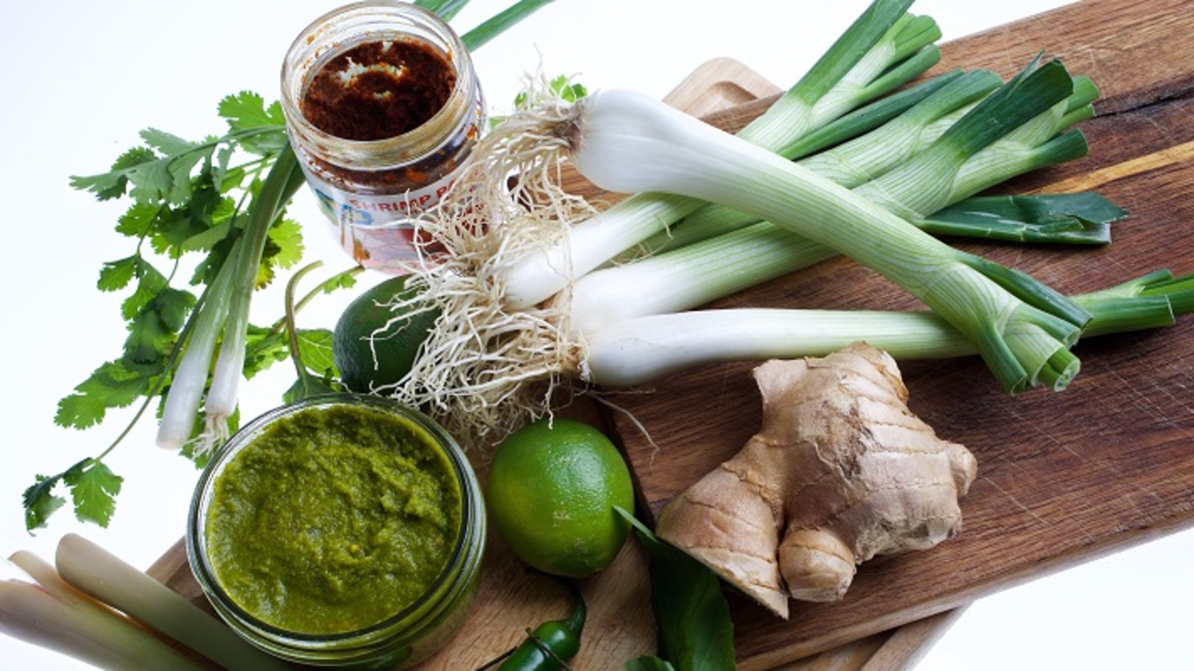 Spring Green Thai Curry Paste. MUST CREDIT: Photo by Deb Lindsey for The Washington Post