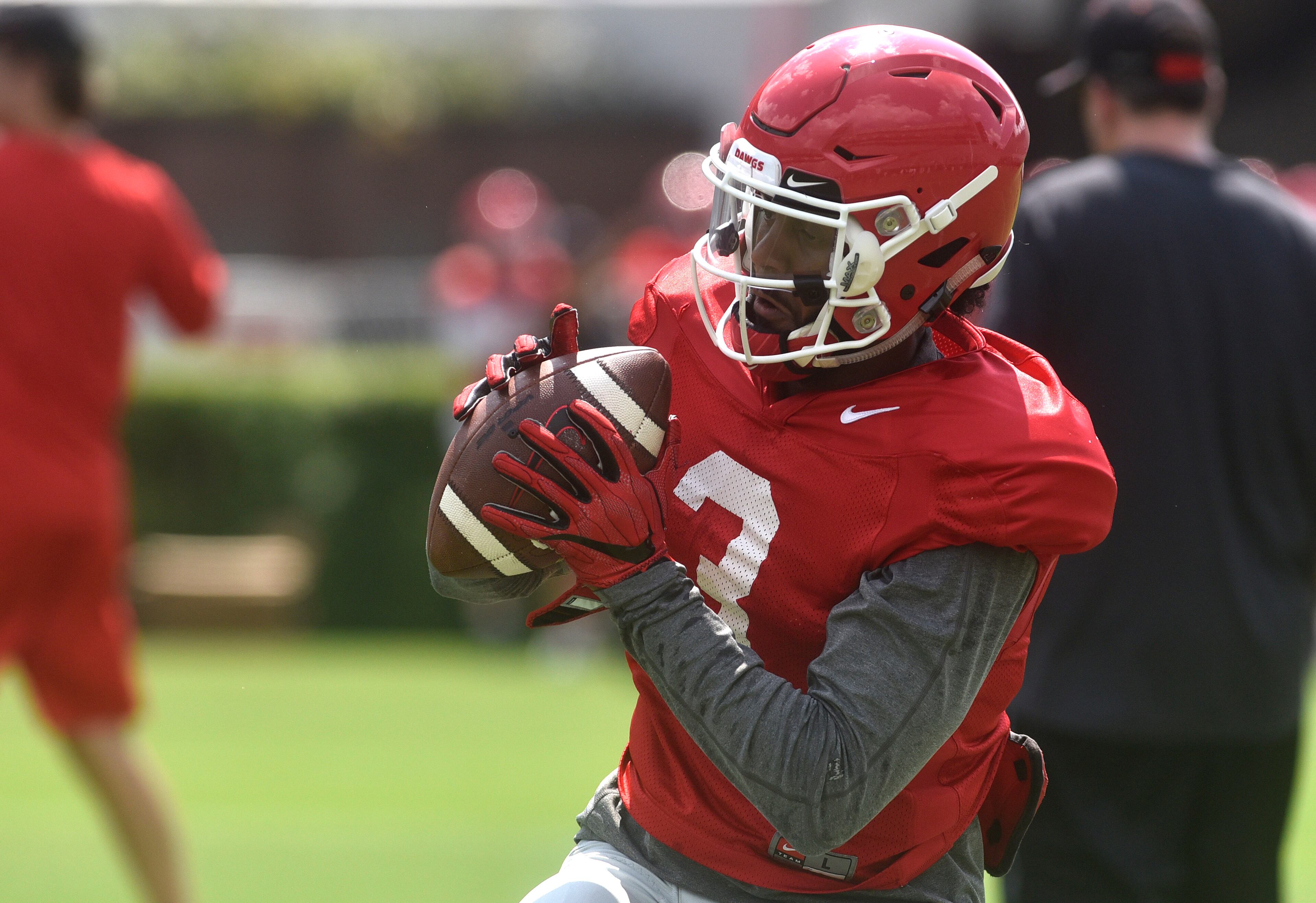 Georgia wide receiver Tyler Simmons (3) catches a pass during an open practice during the annual UGA Fan Day at Sanford Stadium on Saturday, Aug 5, 2017 in Athens, Ga.
(RICHARD HAMM)