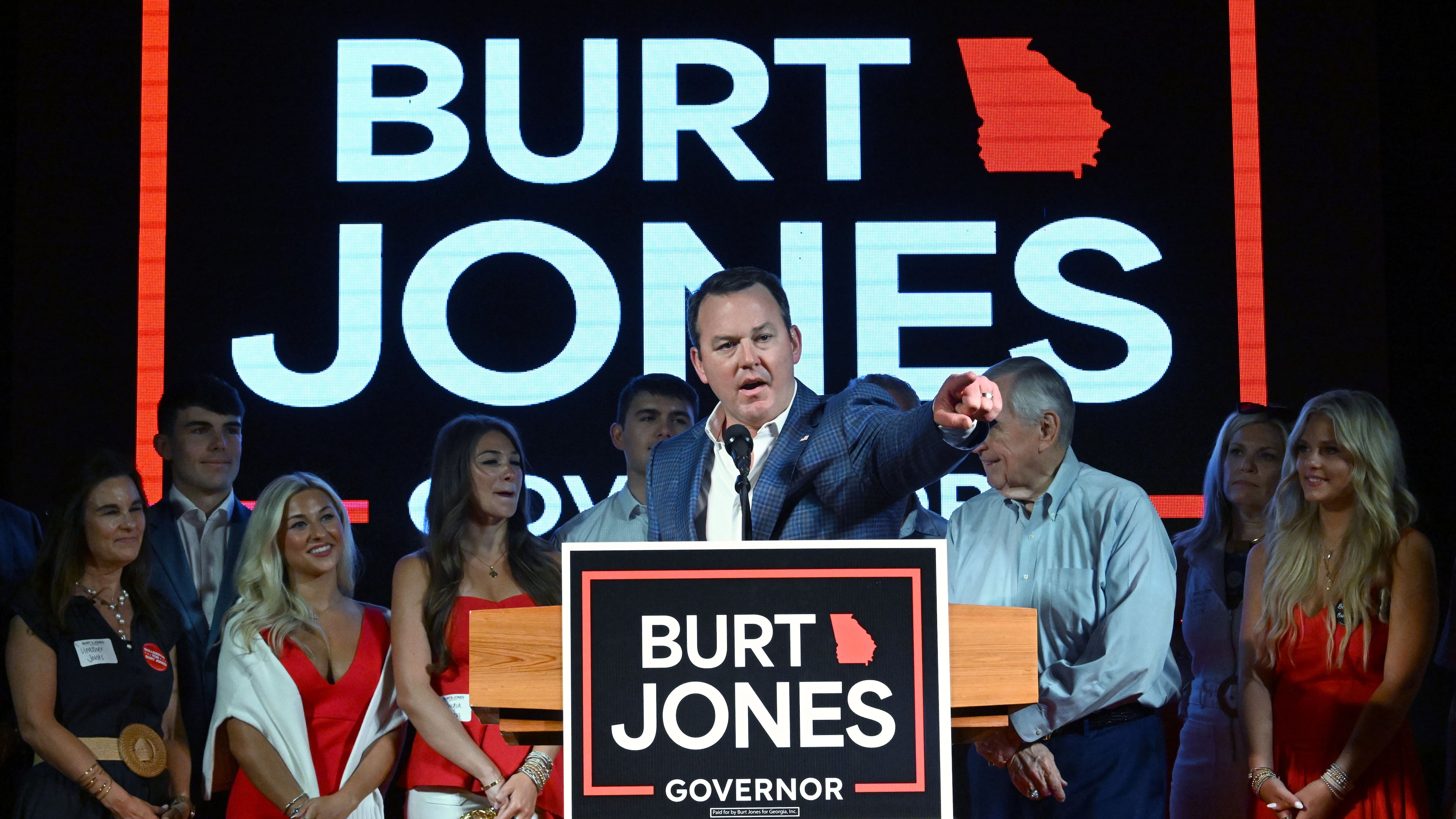 Georgia gubernatorial candidate Burt Jones addresses supporters during his election night party at The Rivers Ranch during the 2026 Georgia primary elections on Tuesday, May 19, 2026, in Jackson. (Hyosub Shin/AJC)