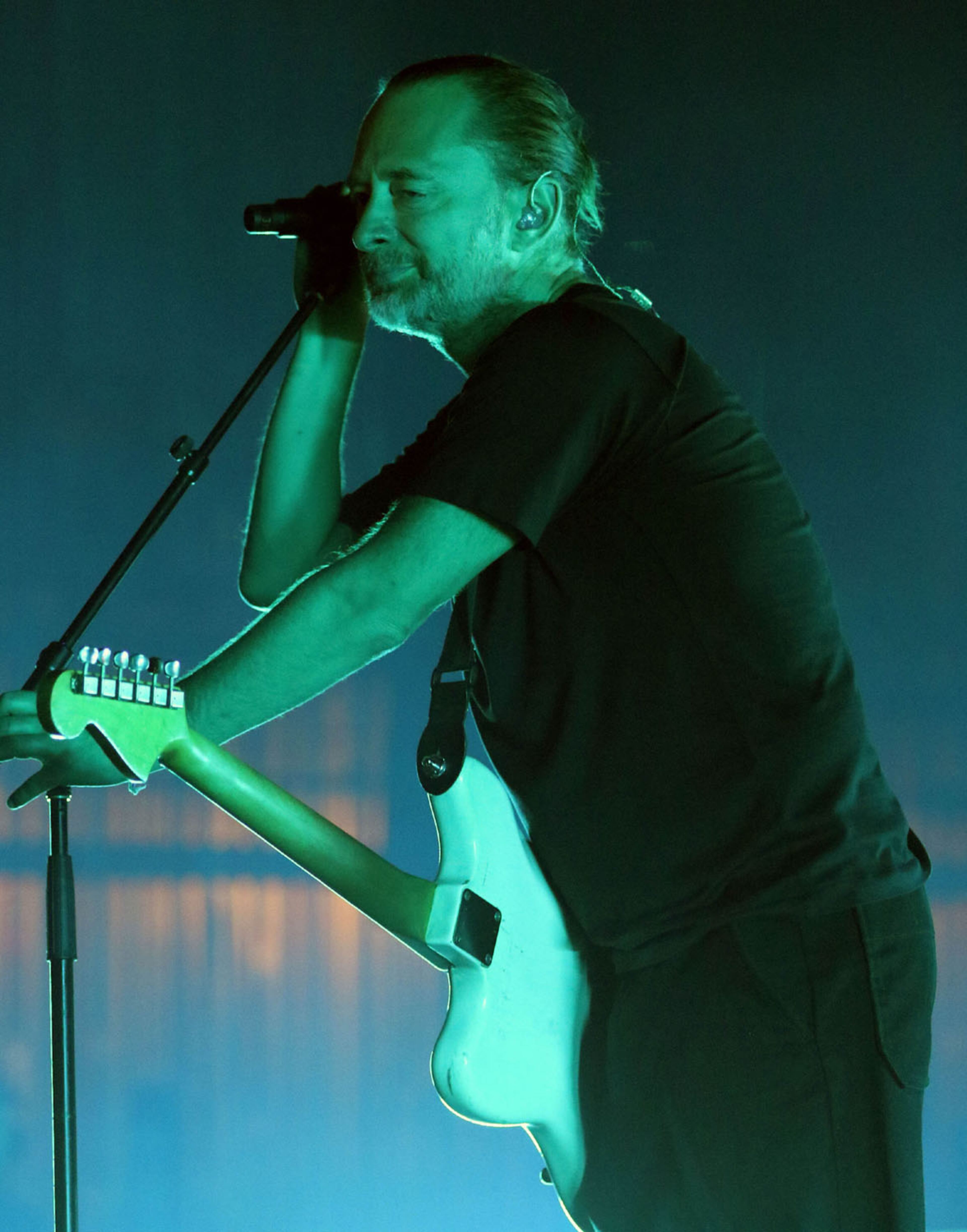 Thom Yorke, the genius and voice behind Radiohead, played to a sold out Fox Theatre crowd on Sunday, October 6, 2019, with Andrea Belfi opening.
Robb Cohen Photography & Video /RobbsPhotos.com