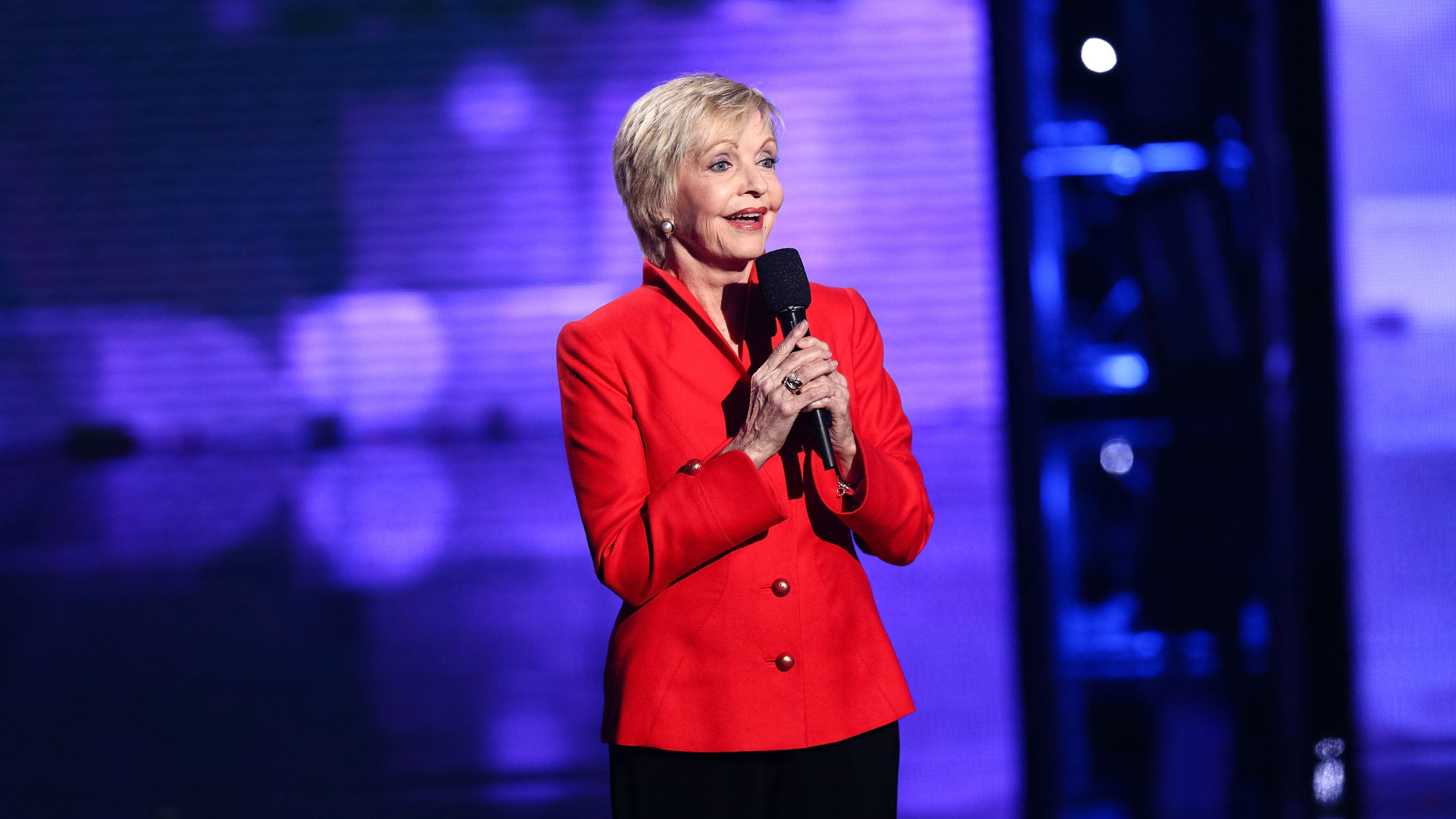 LOS ANGELES, CA - JULY 31: Actress Florence Henderson speaks onstage at the 2013 MDA Show Of Strength at CBS Studios on July 31, 2013 in Los Angeles, California. (Photo by Imeh Akpanudosen/Getty Images for MDA)