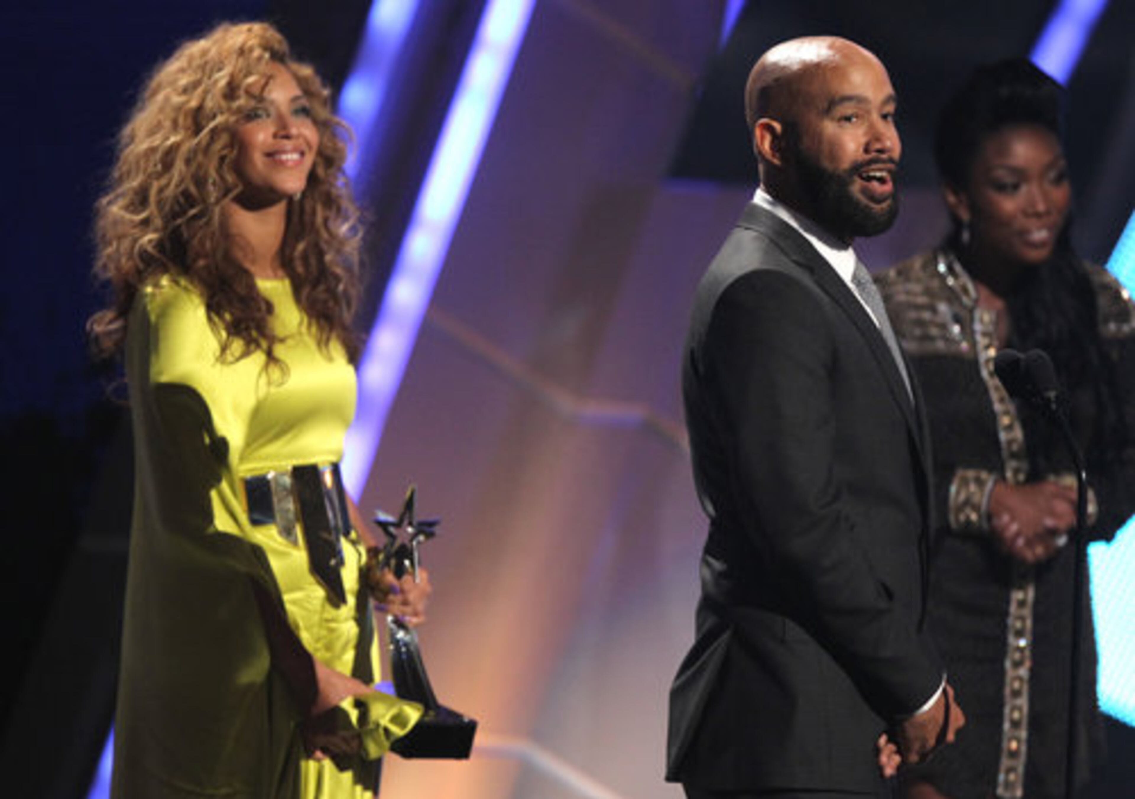 Beyonce and Alan Ferguson accept the award for video director of the year. She also won for best female R&B artist and thanked the genre and her female influences.