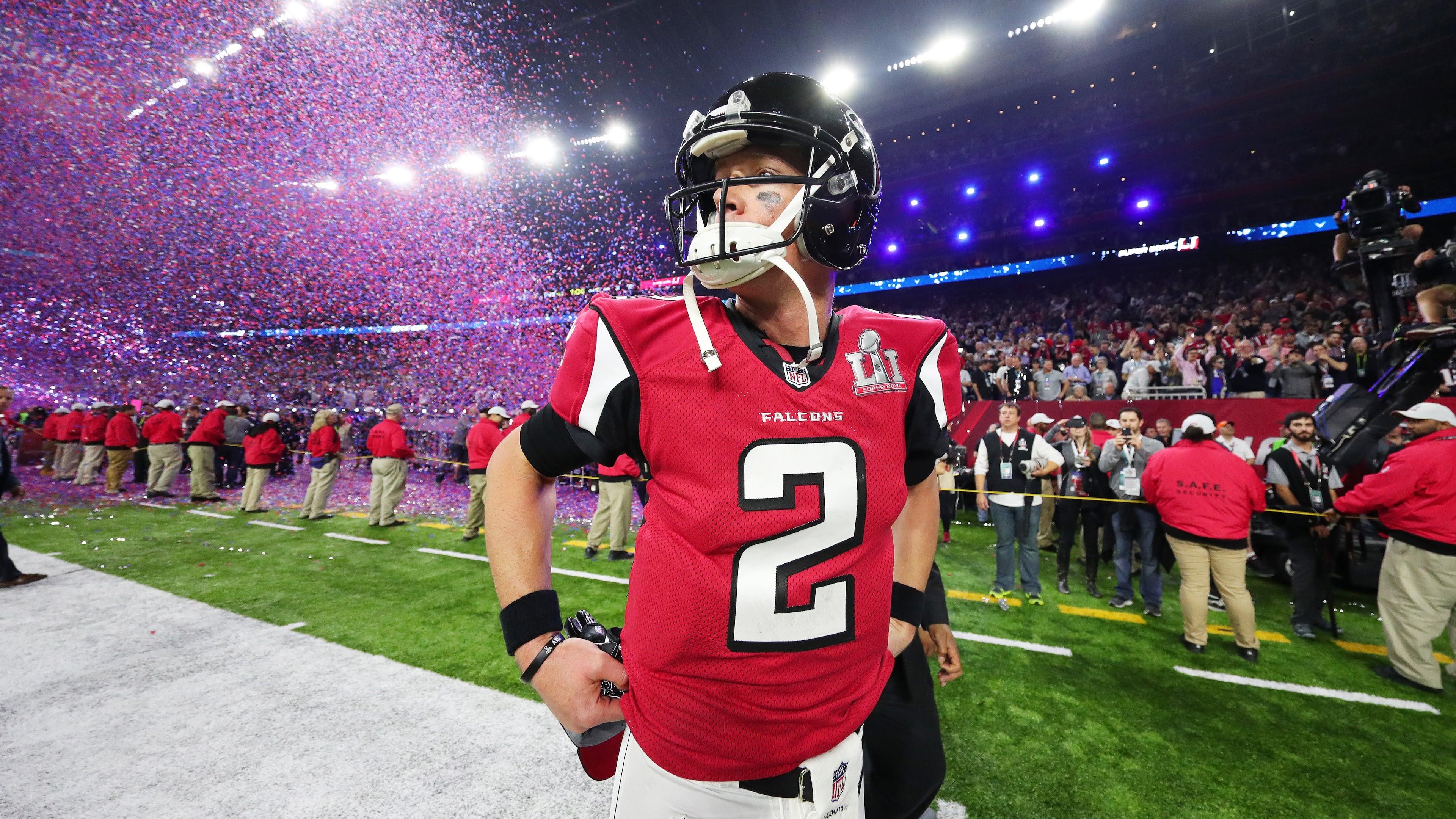 HOUSTON, TX - FEBRUARY 05: Matt Ryan #2 of the Atlanta Falcons walks off the field after losing to the New England Patriots 34-28 in overtime during Super Bowl 51 at NRG Stadium on February 5, 2017 in Houston, Texas. (Photo by Tom Pennington/Getty Images)