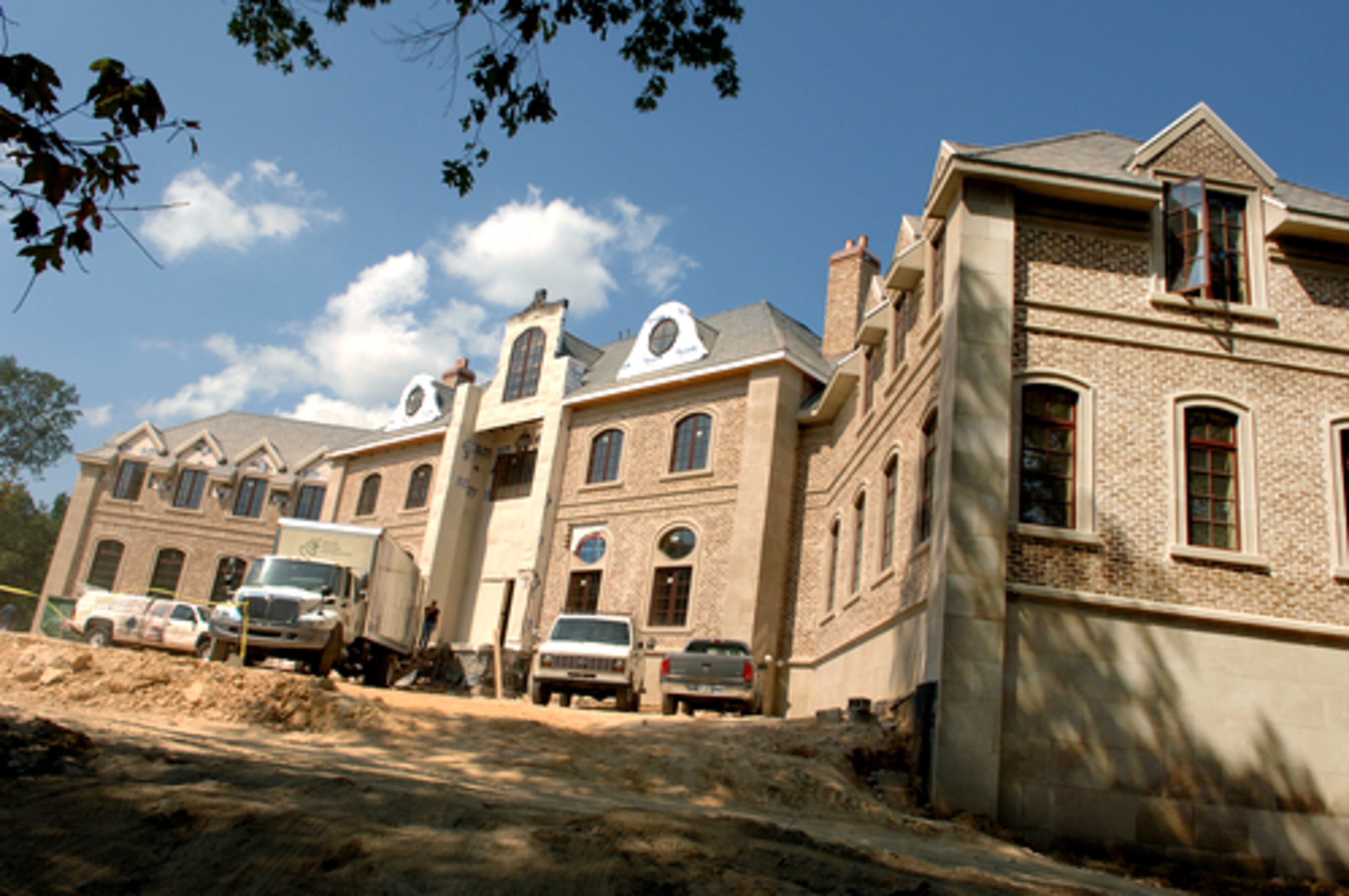 Tyler Perry, creator of the "House of Payne" TV show, is building his dream home on a 17-acre tract he bought off Paces Ferry along the Chattahoochee River. The 30,000-square-foot French provincial mansion should be ready by Thanksgiving. But Perry's purchase of the property in 2005 has put him into a drama more bizarre than any play he's written or movie he's produced.