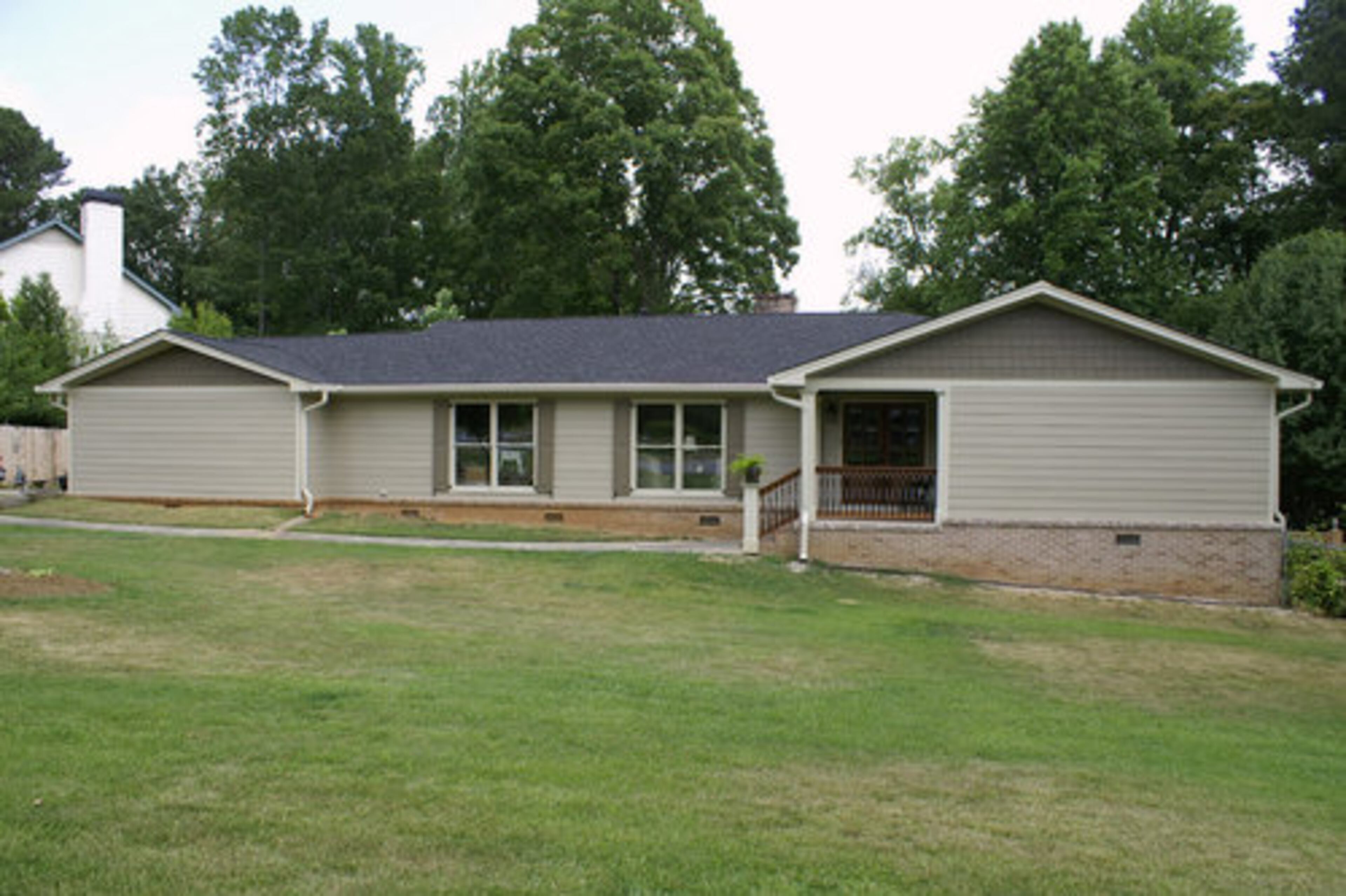 BEFORE: Even small changes can mean a greatly improved facade.