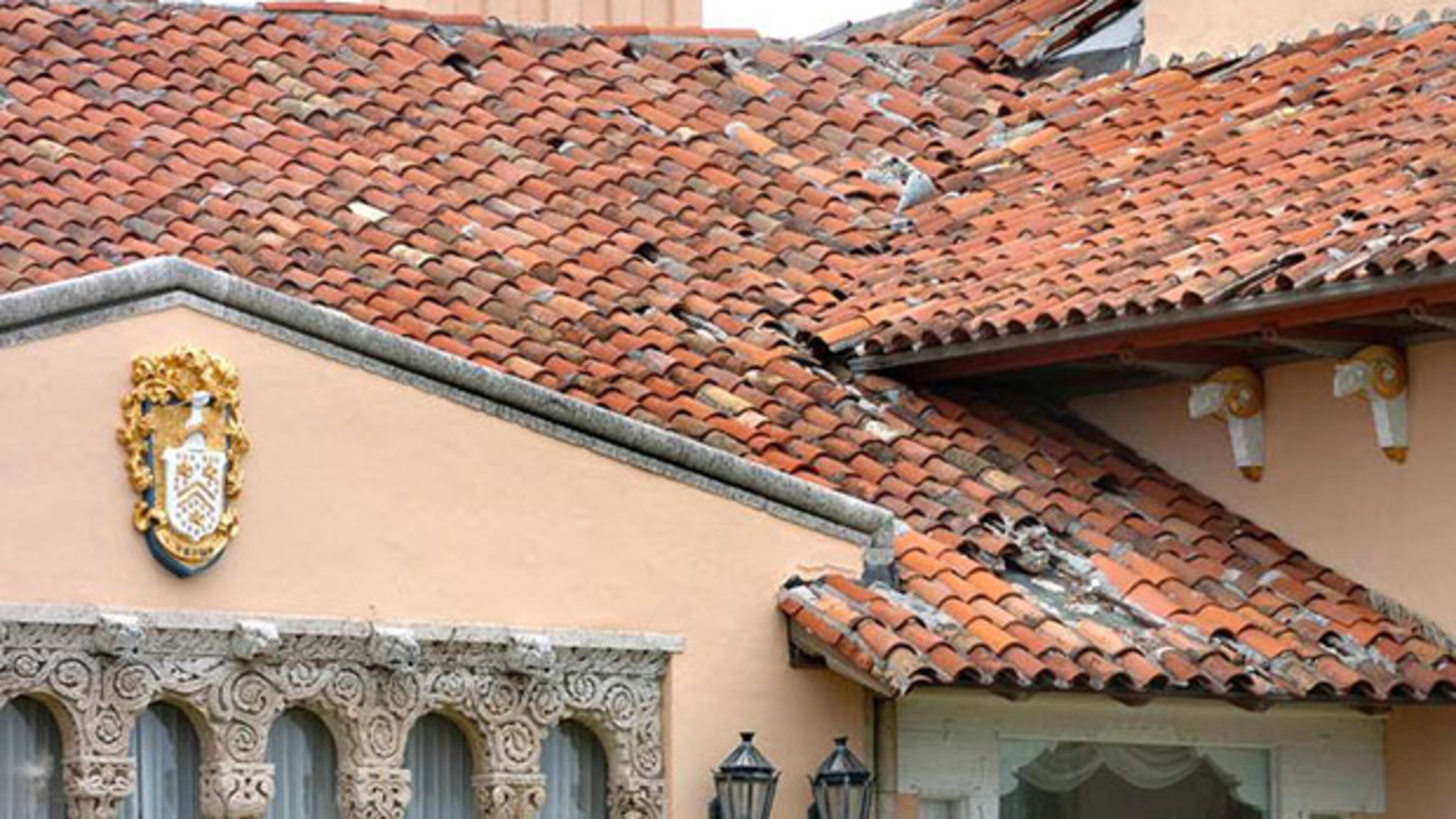 The roof of the historic main residence at The Mar-a-Lago Club sustained damage during Hurricane Wilma in 2005. Daily News File Photo