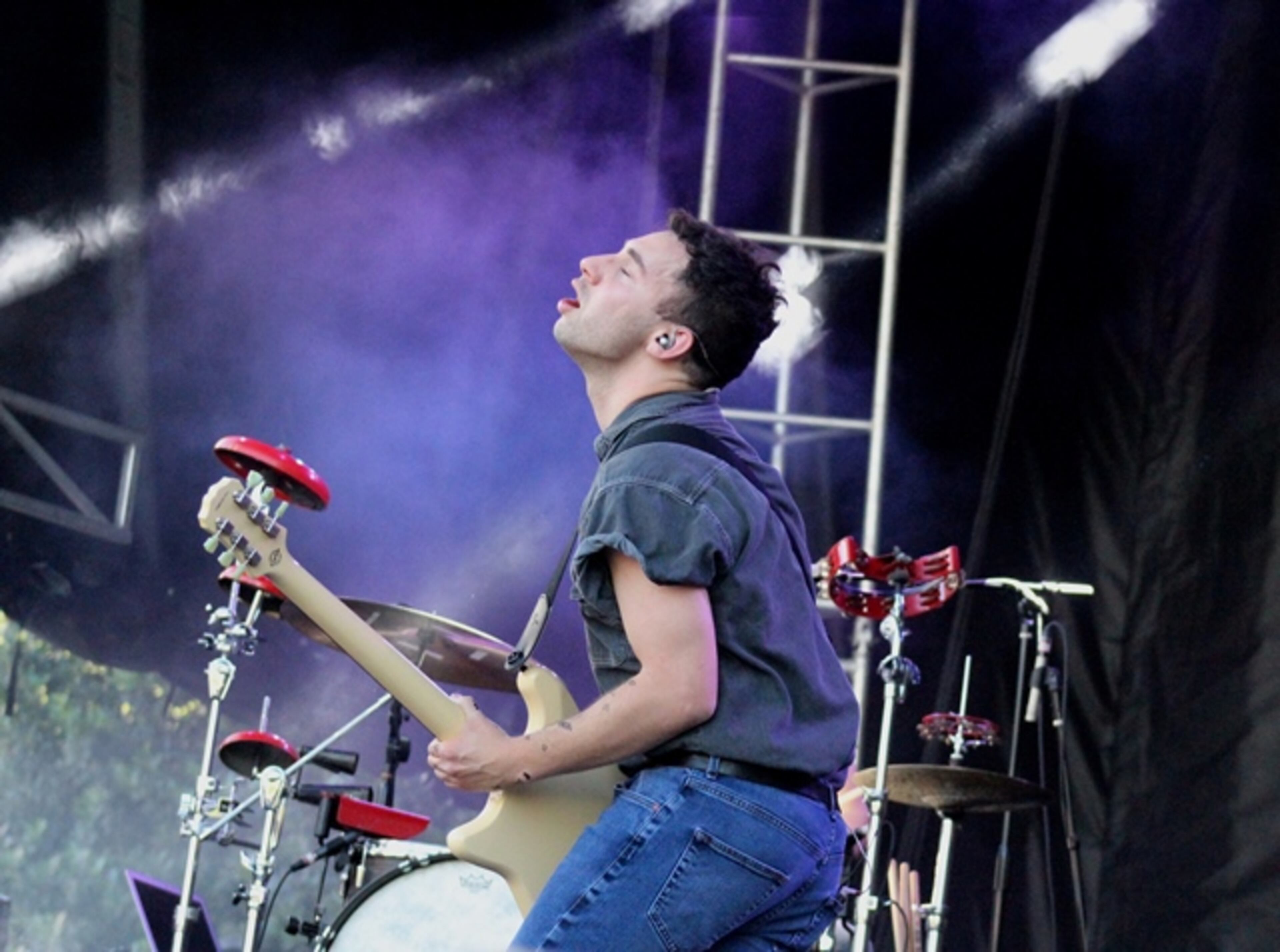 Jack Antonoff lead Bleachers through an '80s-inspired set at Shaky Knees Music Festival on May 14, 2017. Photo: Melissa Ruggieri/AJC
