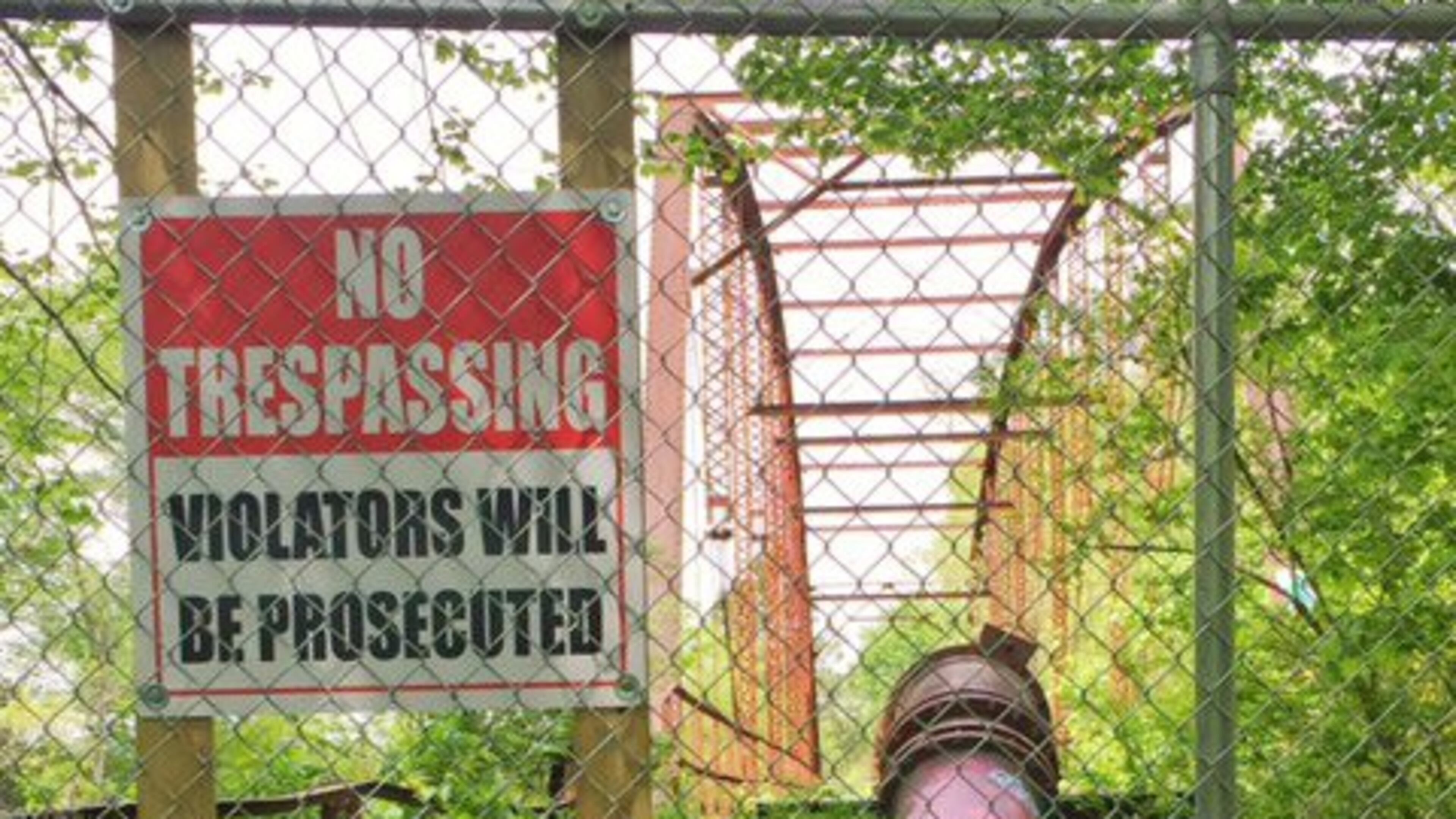 Historic Rogers Bridge closed for safety. Courtesy of City of Duluth