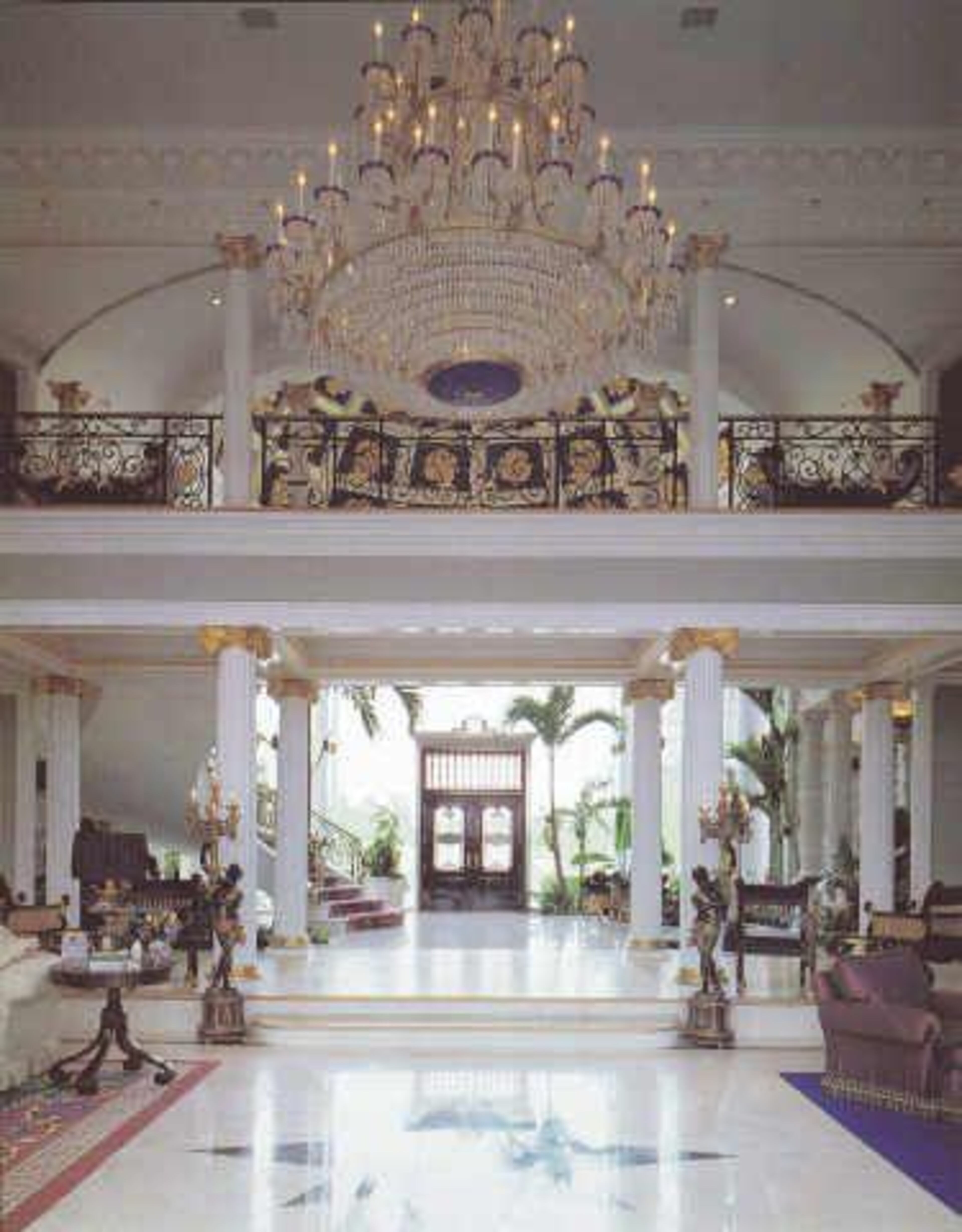 The home was the dream of software entrepreneur Larry Dean and his wife, Lynda.