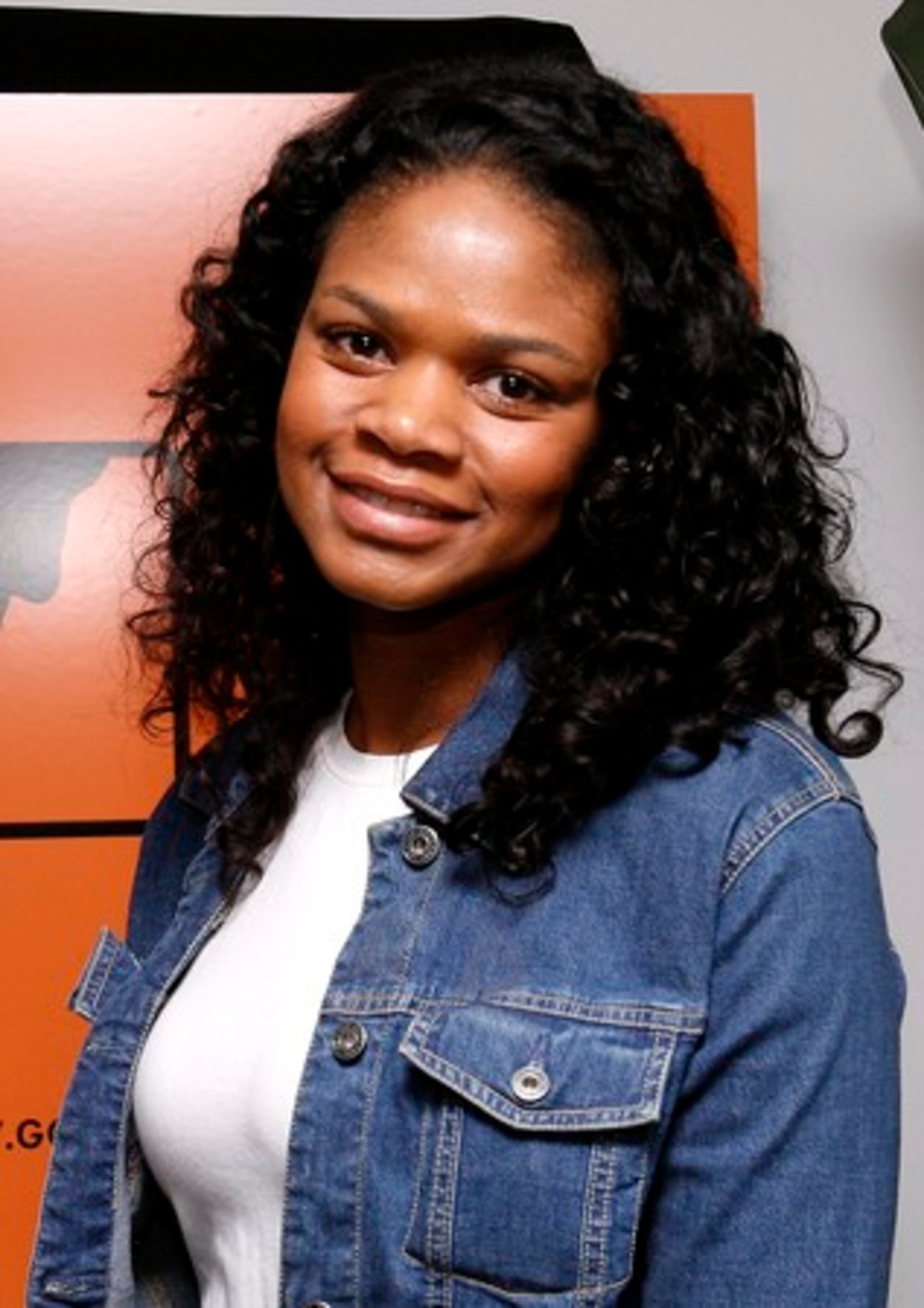Kimberly Elise ("The Great Debaters," "Close to Home") pauses at the mini-shopping spree.