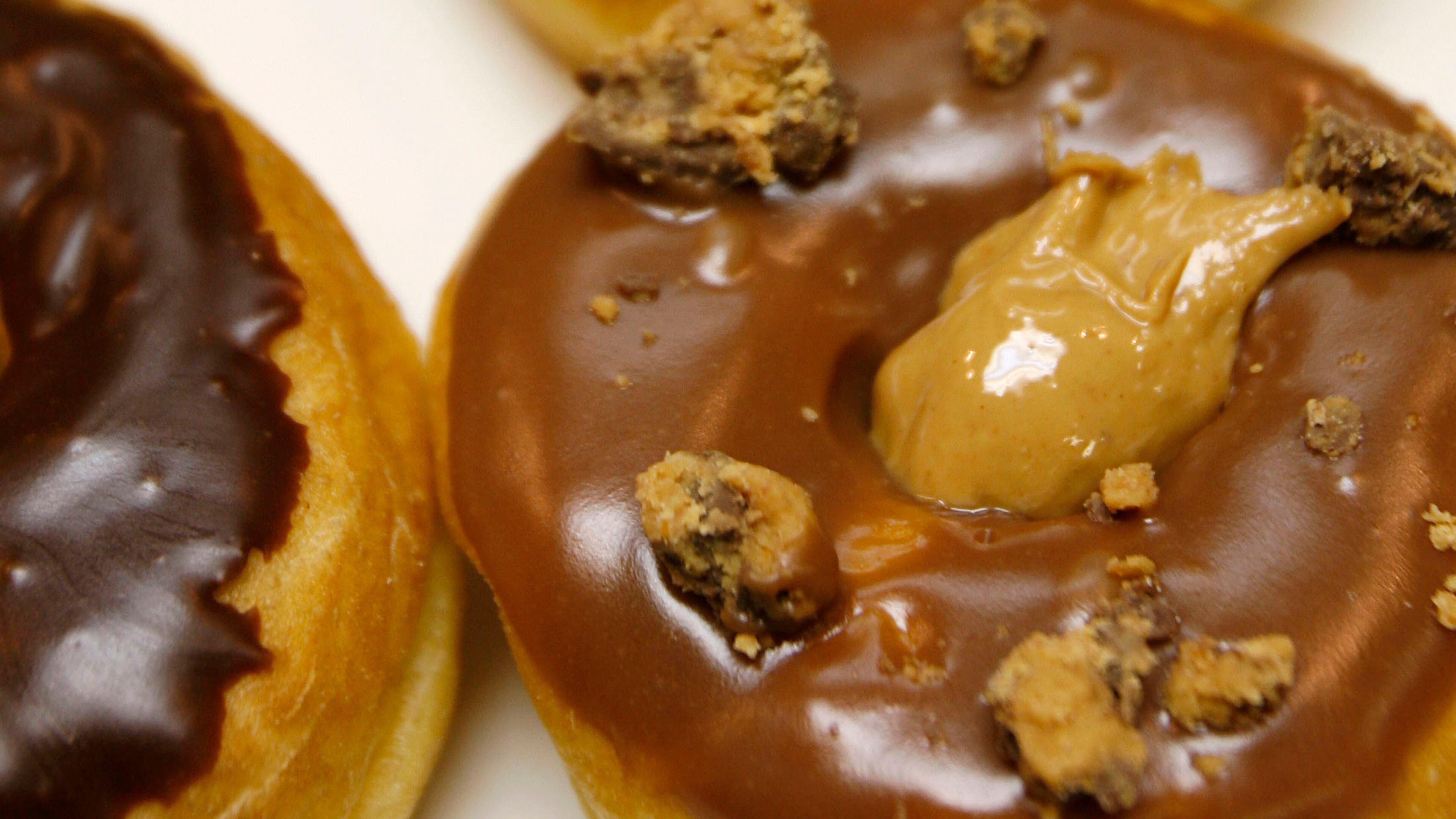 090303 Atlanta -- Reese's Peanut Butter Cup ($1.75 ea) is a favorite at Sublime Doughnuts shop at 535 10th Street near the Georgia Tech campus Tuesday, March 3, 2009. VINO WONG / vwong@ajc.com