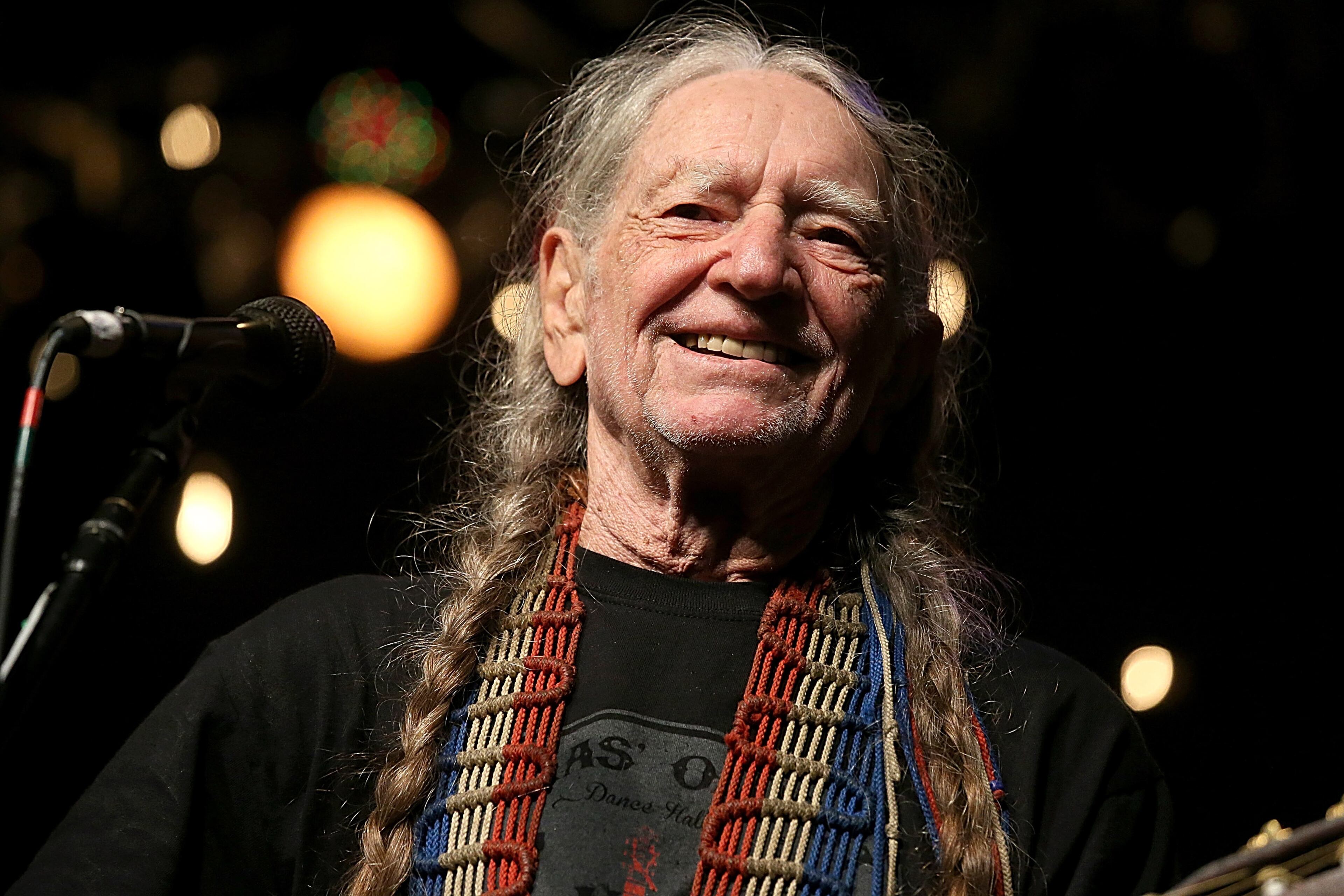 LUCK, TX - MARCH 19: Willie Nelson performs in concert during the Heartbreaker Banquet on March 19, 2015 in Luck, Texas. (Photo by Gary Miller/Getty Images)