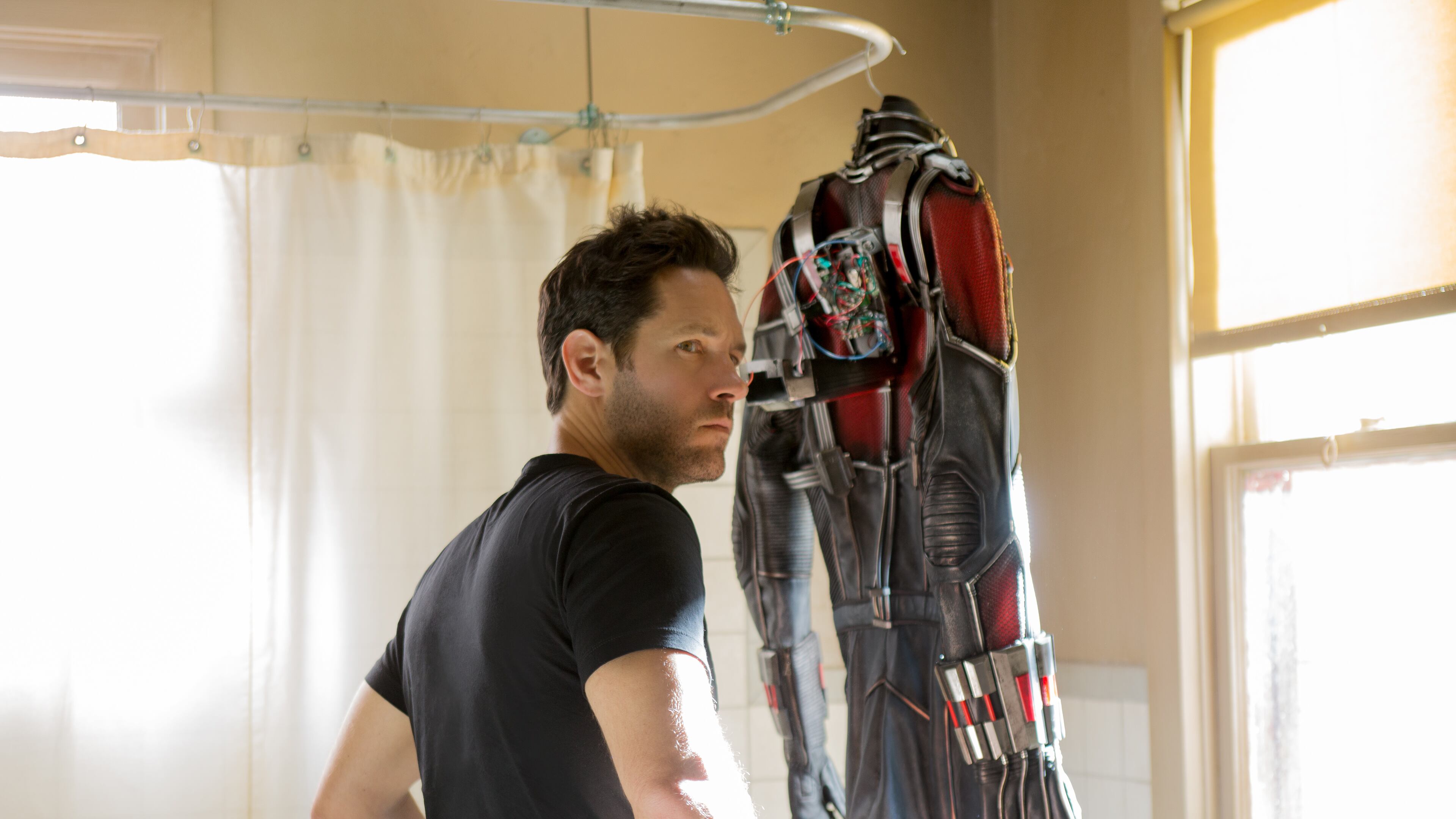 Paul Rudd plays Scott Lang/Ant-Man. Photo Credit: Zade Rosenthal/Marvel Studios
