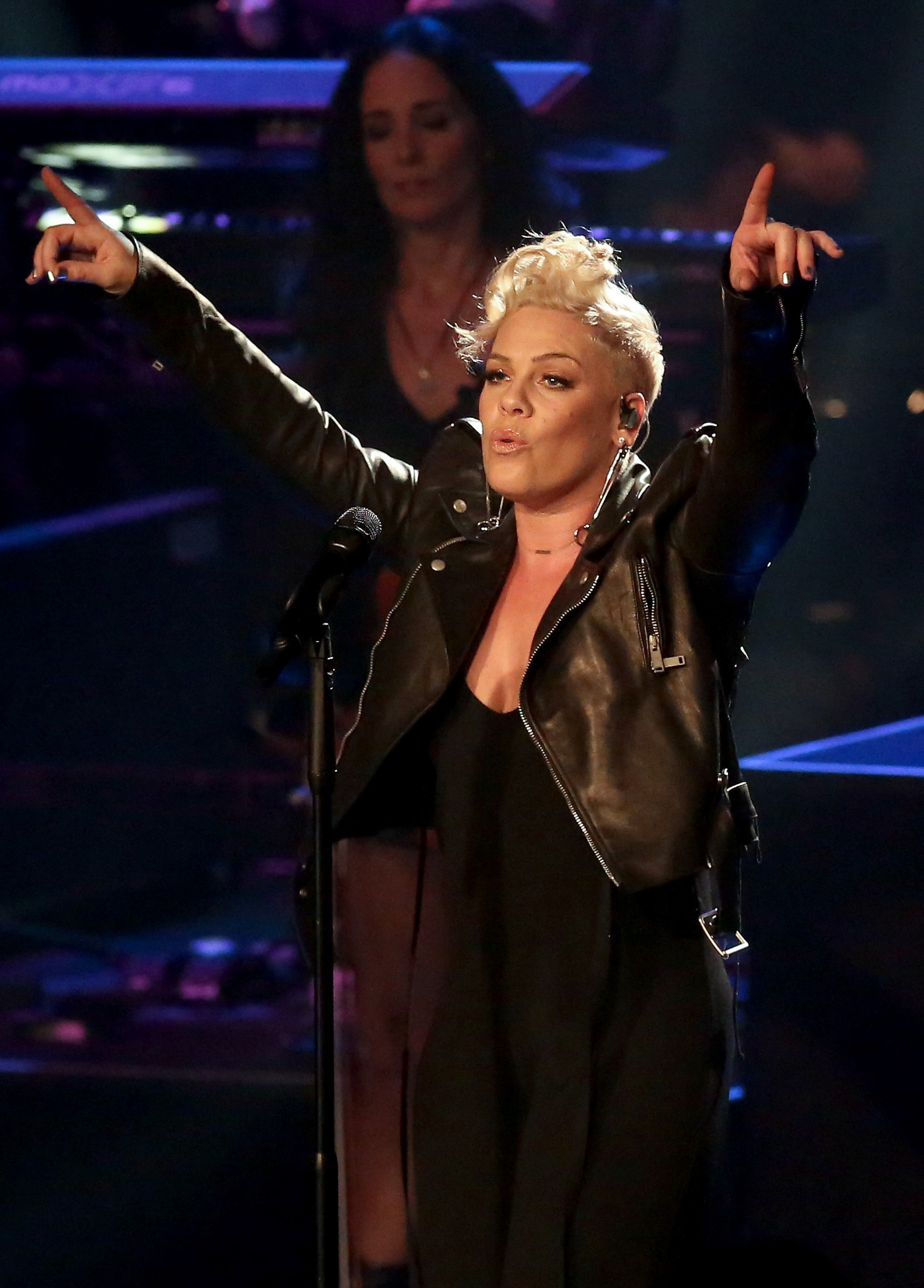 BERLIN, GERMANY - DECEMBER 10: Pink performs during the 'The Voice of Germany' semi-finals at Studio Berlin Adlershof on December 10, 2017 in Berlin, Germany. The finals will be aired on December 17 on ProSieben. (Photo by Adam Berry/Getty Images)